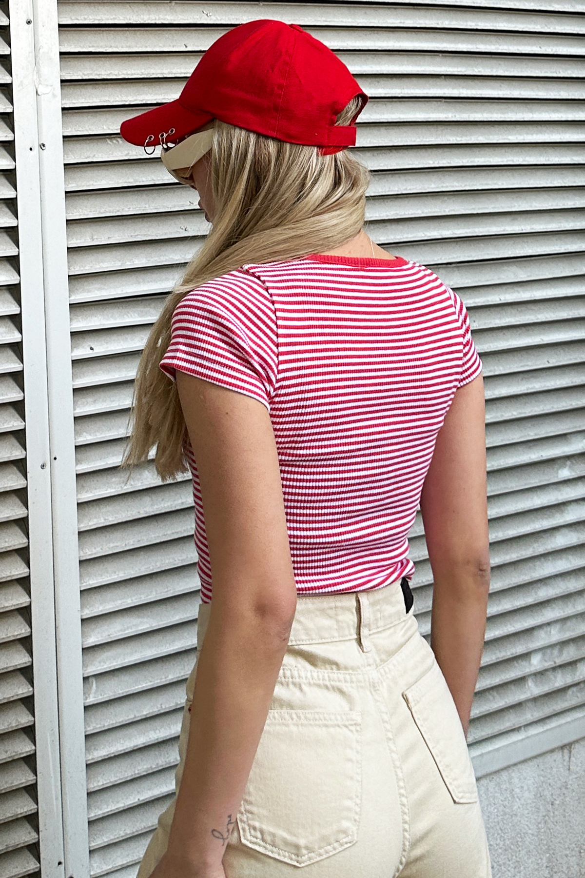 Kare Yaka Çizgli Crop Bluz - Nar Çiçeği