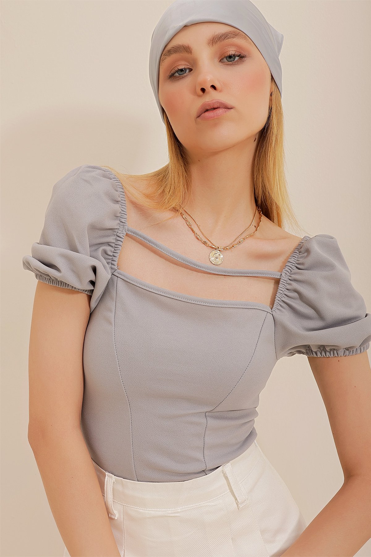 Kare Yaka Karpuz Kol Dikişli Crop Bluz - Gri