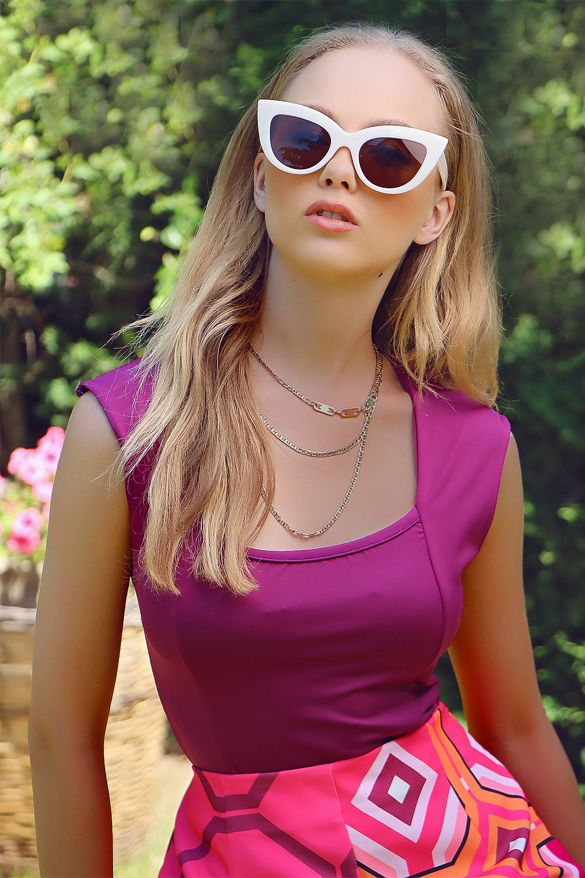 Kare Yaka Omzu Vatkalı Alttan Çıtçıtlı Sandy Kumaş Bodysuit - Mor