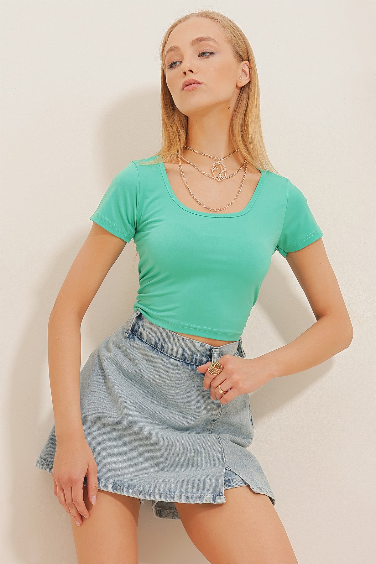 Kare Yarım Kollu Crop Sandy Bluz - Yeşil