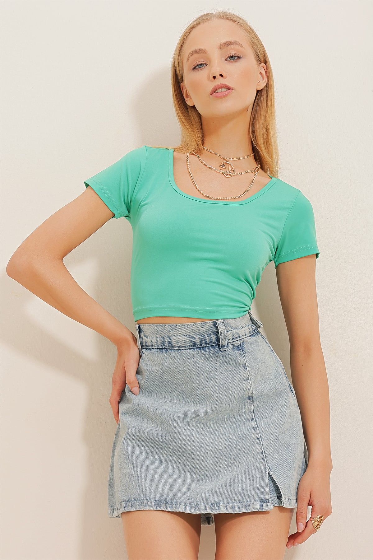 Kare Yarım Kollu Crop Sandy Bluz - Yeşil