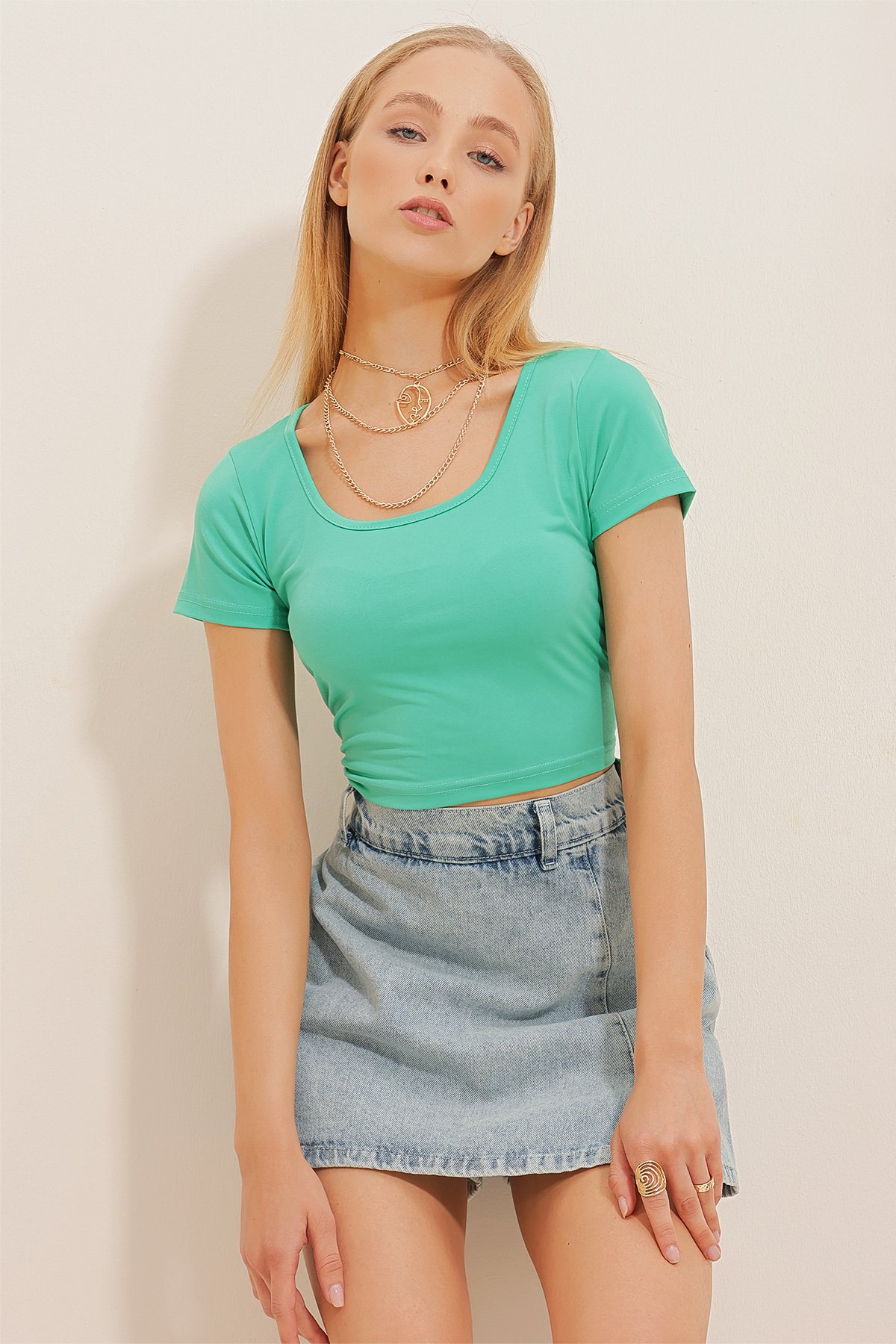 Kare Yarım Kollu Crop Sandy Bluz - Yeşil