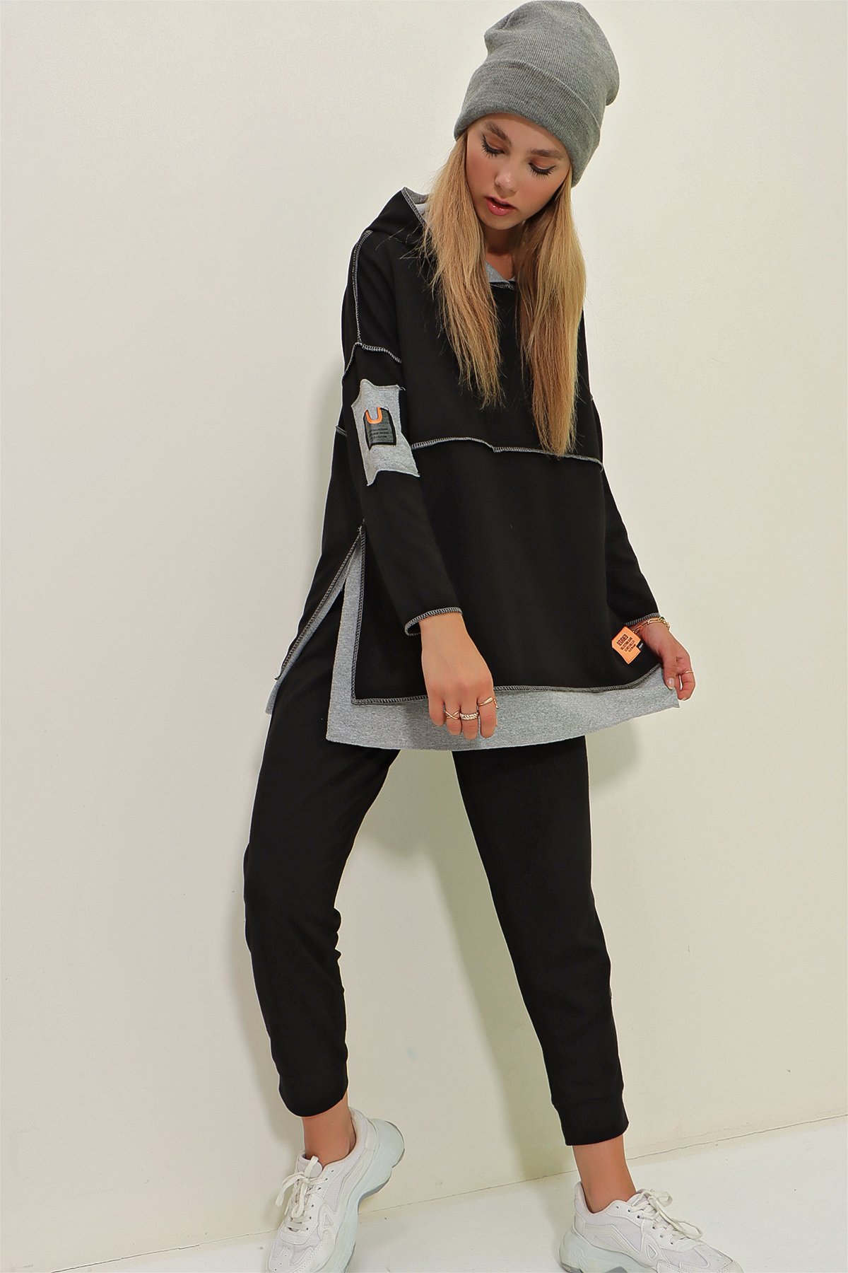 Kat Kat Kapüşonlu Sweatshirt Ve Eşofman Altı İkili Takım - Siyah