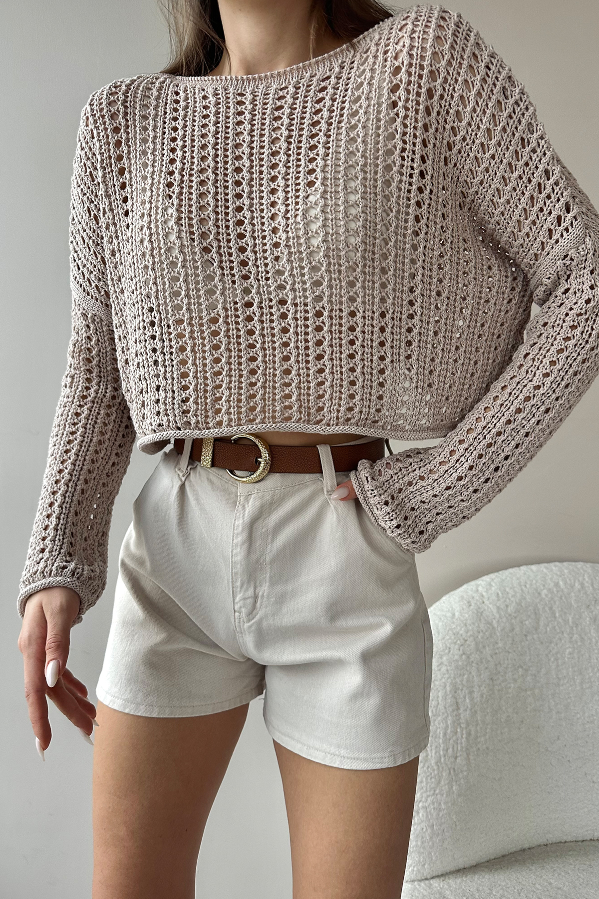 Kayık Yaka Delik Ajurlu Crop Triko Bluz - Kum Beji