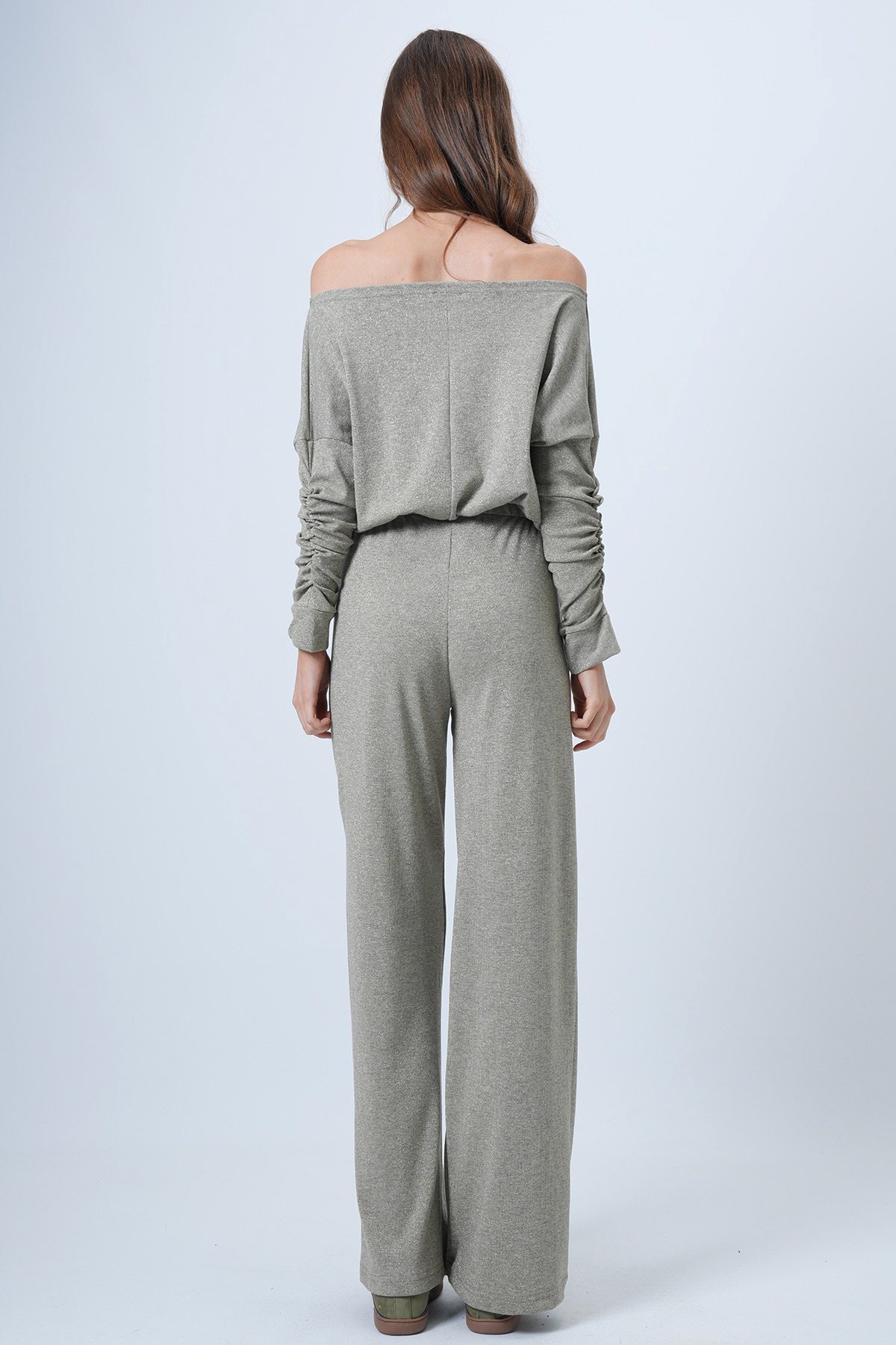 Kayık Yaka Simli Kolları Büzgü Detaylı Bluz Ve Pantolon Takım - SİMLİ BEJ