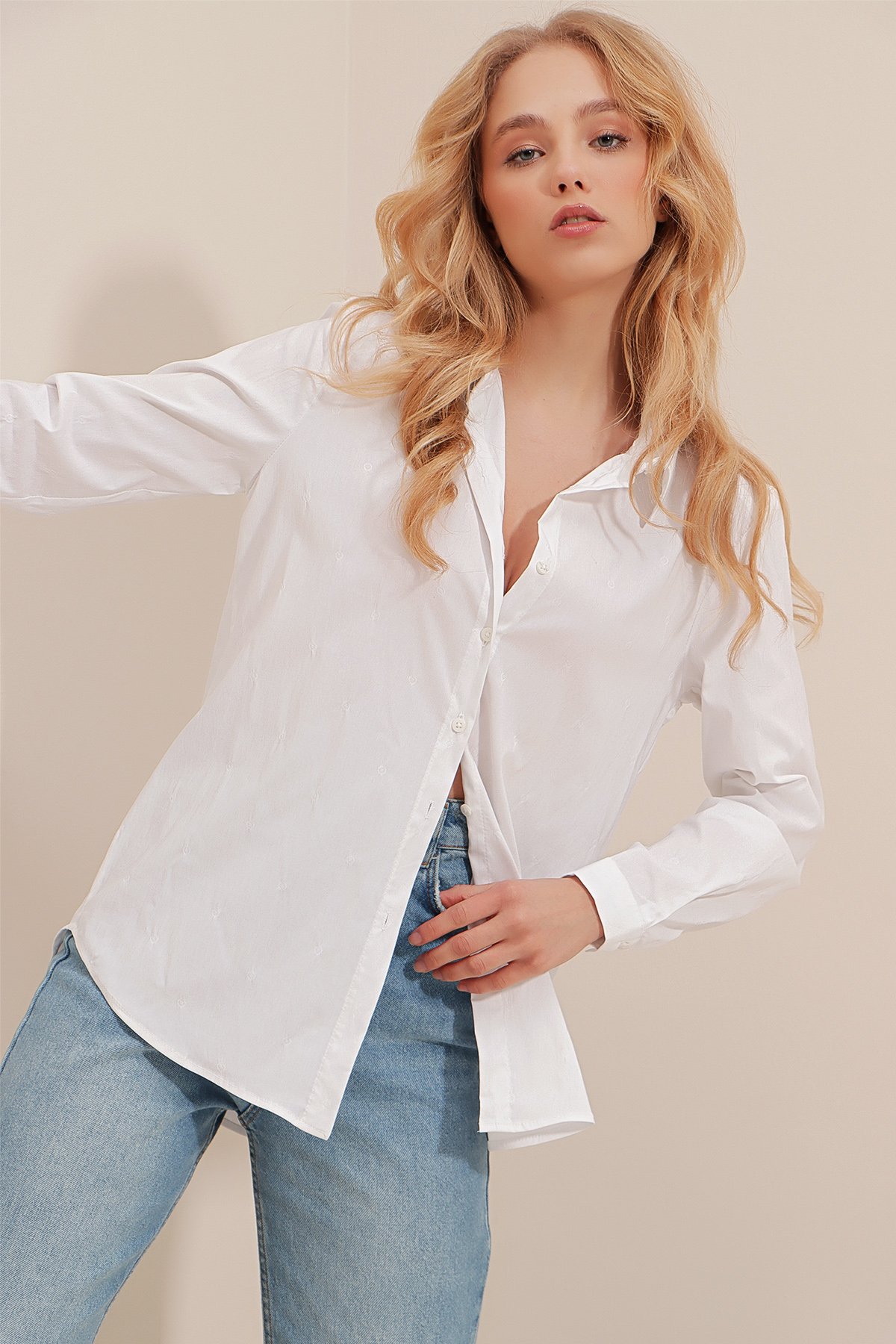 Kendinden Dokulu Basic Viscon Dokuma Gömlek - Beyaz