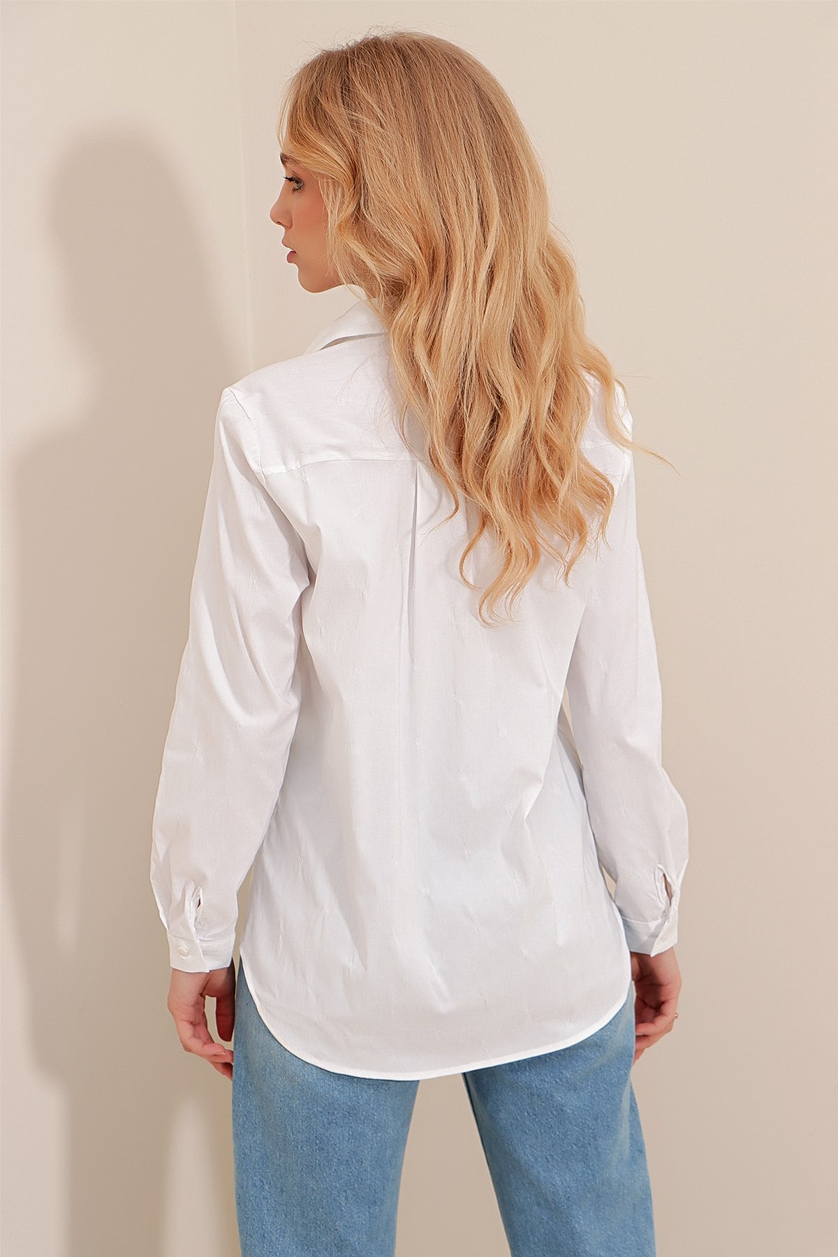 Kendinden Dokulu Basic Viscon Dokuma Gömlek - Beyaz