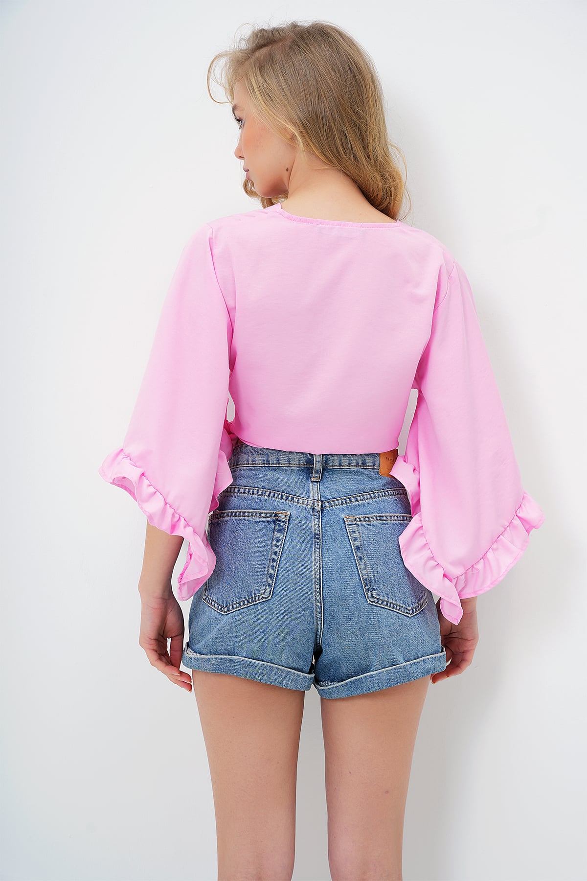 Kolları Fırfırlı Keten Crop Dokuma Bluz - PEMBE