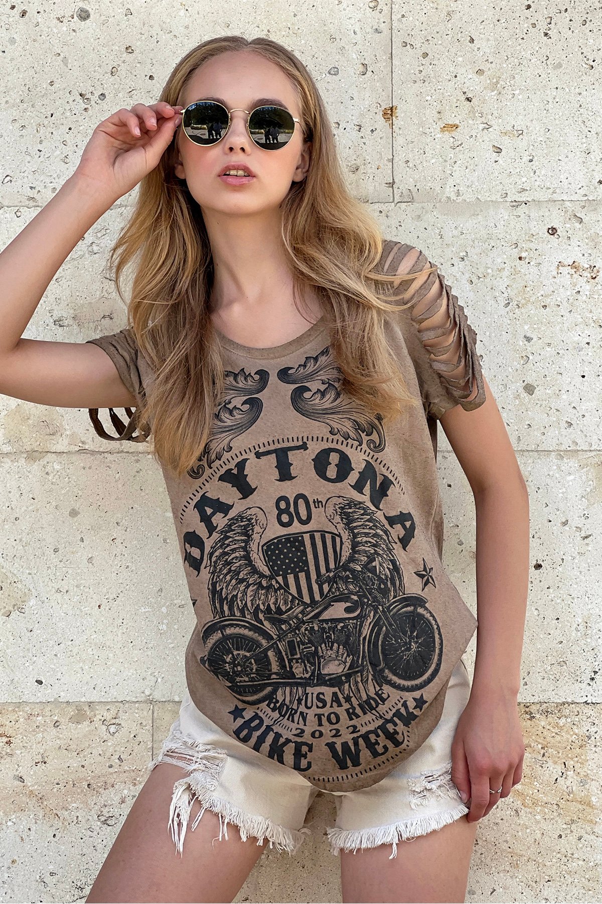 Lazer Kesimli Baskılı Yağ Yıkamalı T-Shirt - Bej