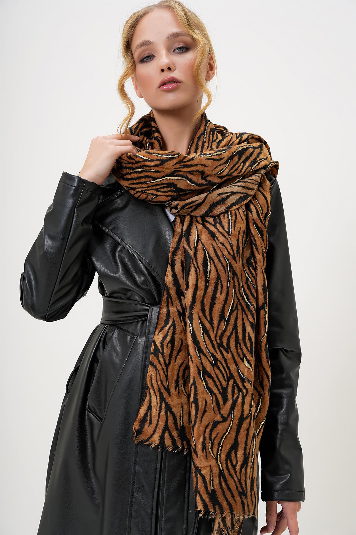 LEOPAR DESENLİ DOKUMA ŞAL - Leopar