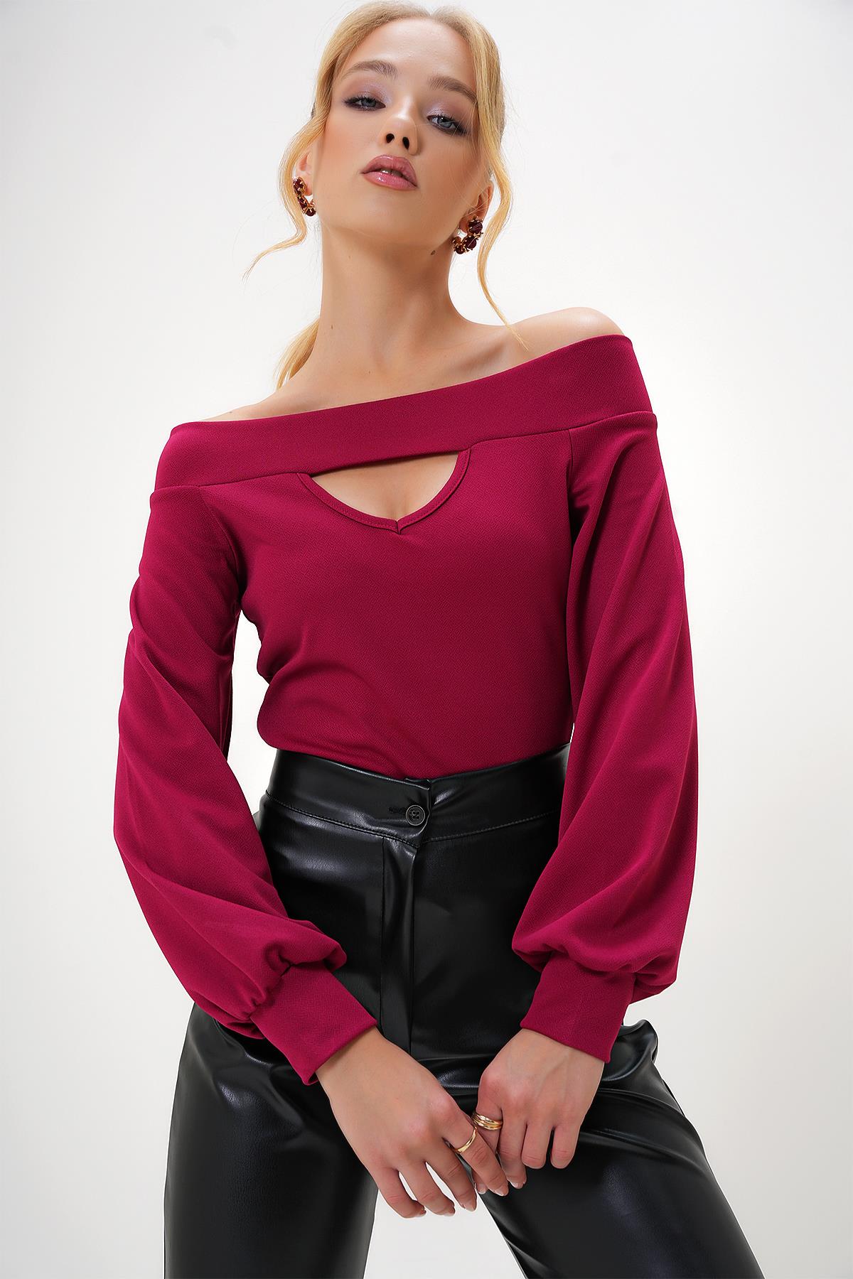 Madonna Yaka Cut Out Detaylı Örme Bluz - Bordo