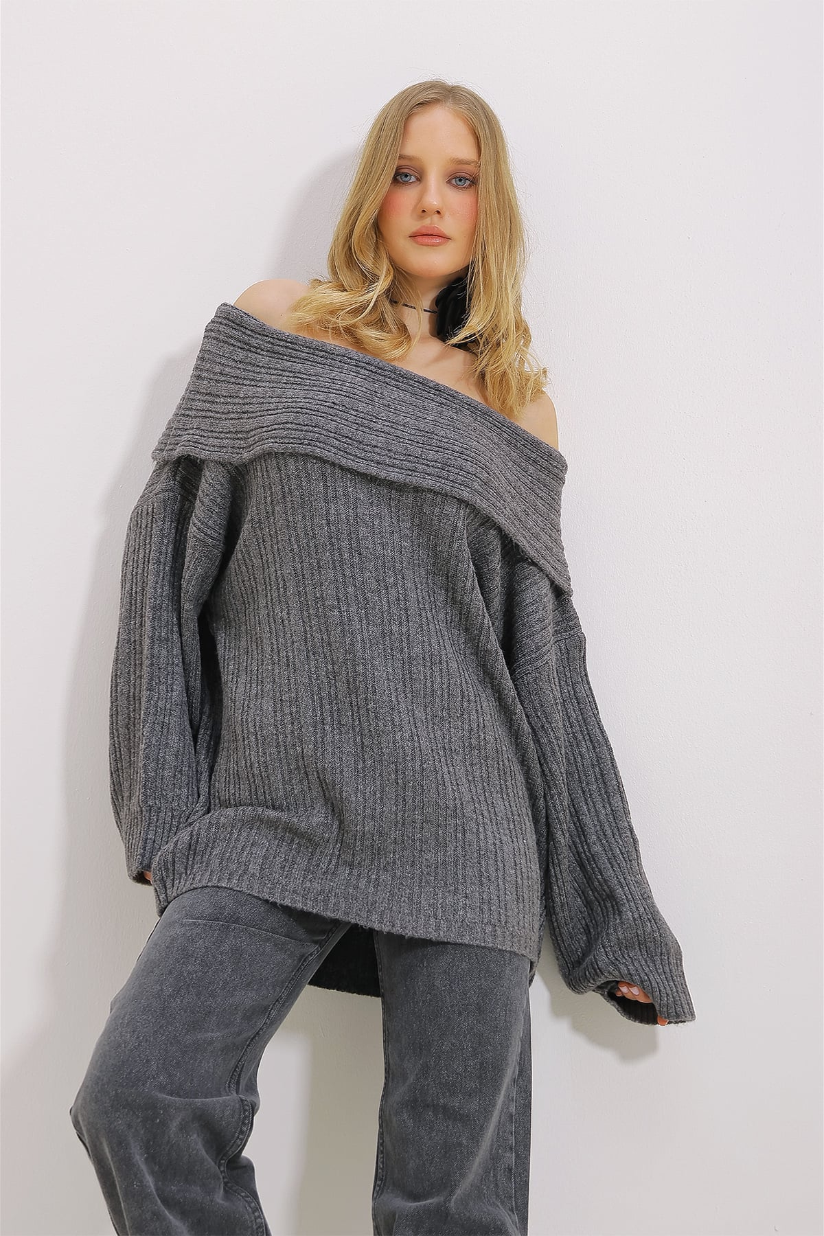 Madonna Yaka Fitilli Oversize Kazak - Antrasit
