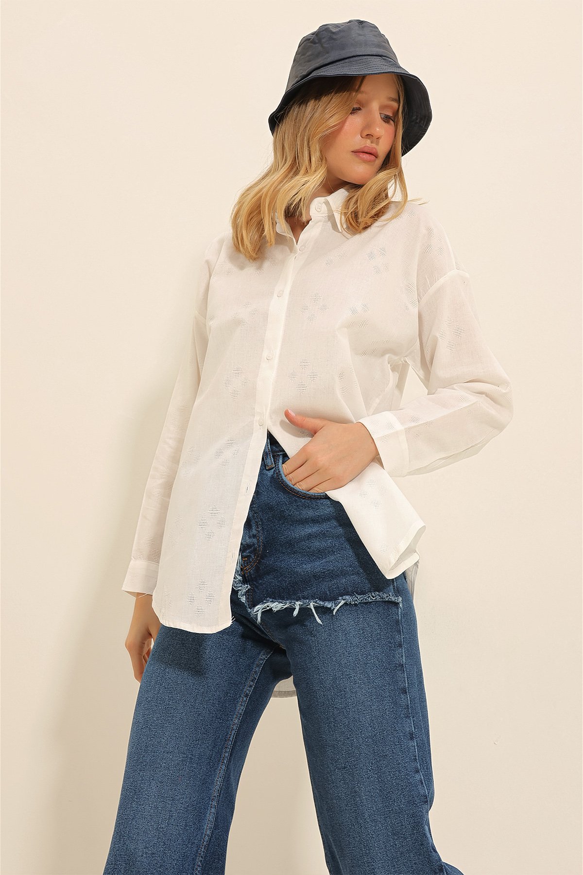 Motifli Oversize Keten Gömlek - Beyaz