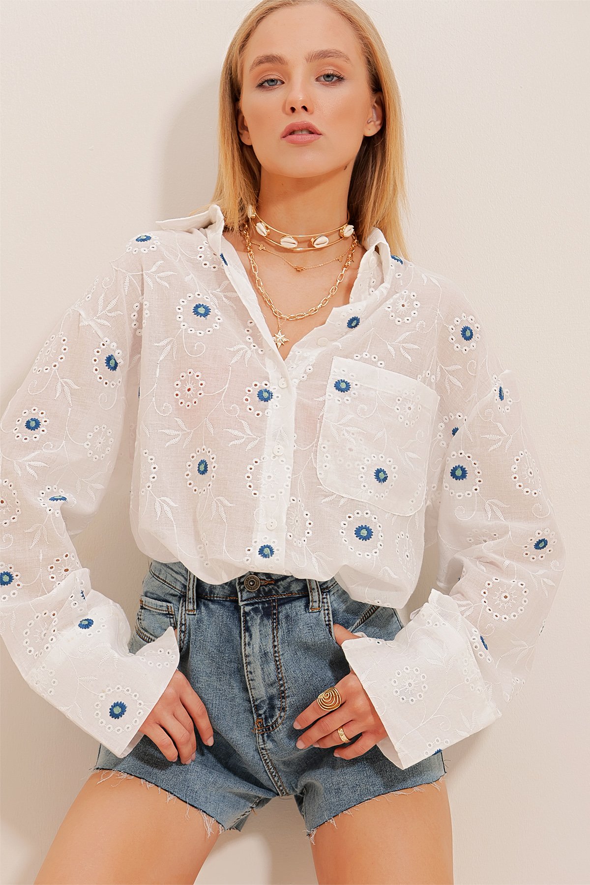 Nakış Ve Güpür İşlemeli Oversize Gömlek - Beyaz