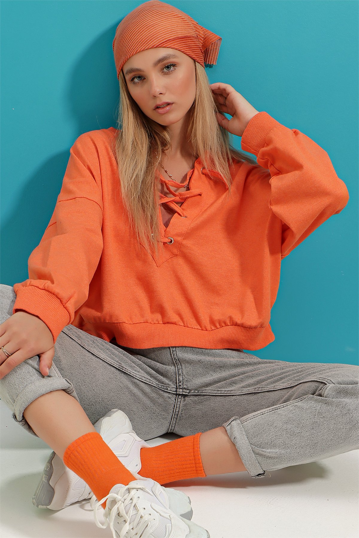 Önü Bağcıklı Oversıze Sweatshirt - Turuncu