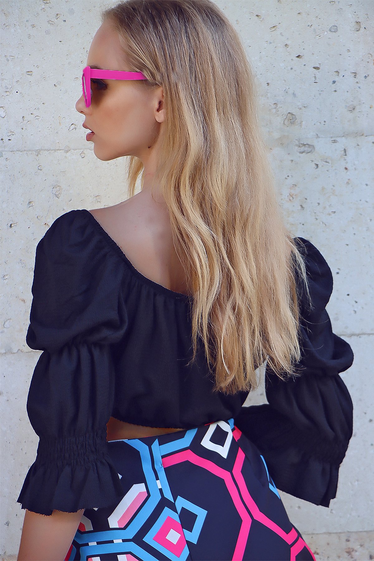 Önü Bağlamalı Büzgülü Crop Top - Siyah