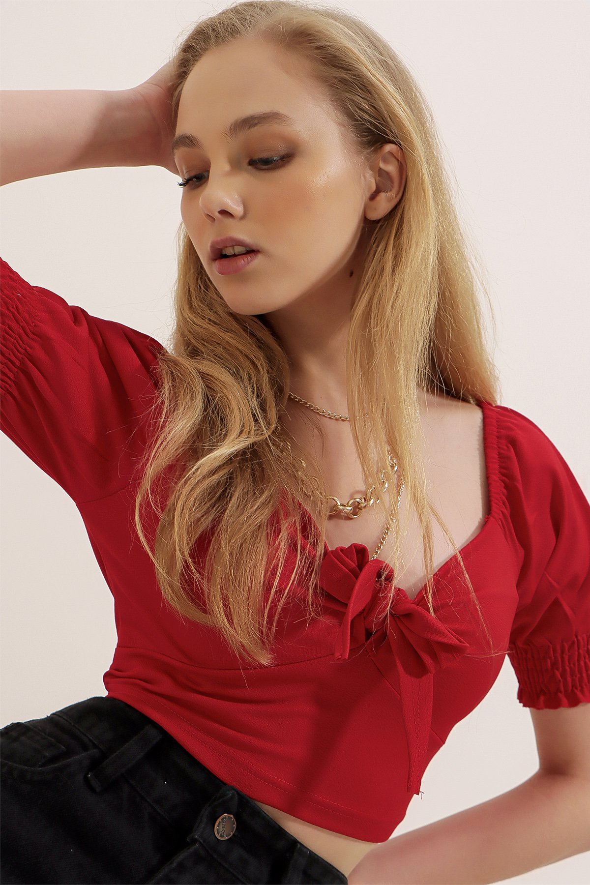 Önü Bağlamalı Karpuz Kol Krep Örme Crop Bluz - Kırmızı