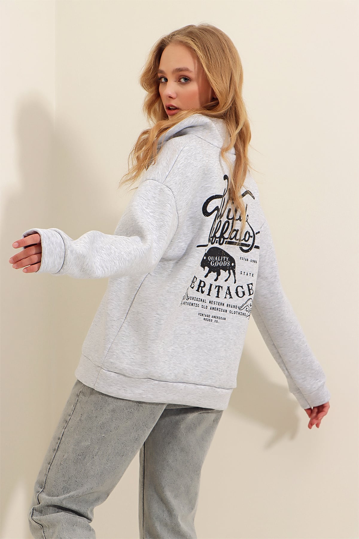 Önü Fermuarlı Baskılı İçi Şardonlu 3 İplik Oversize Sweatshirt - Gri