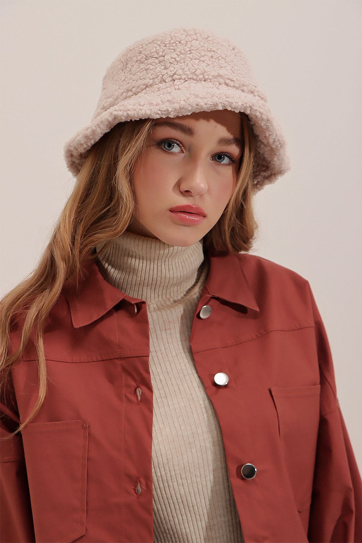 Peluş Bucket Şapka - Bej