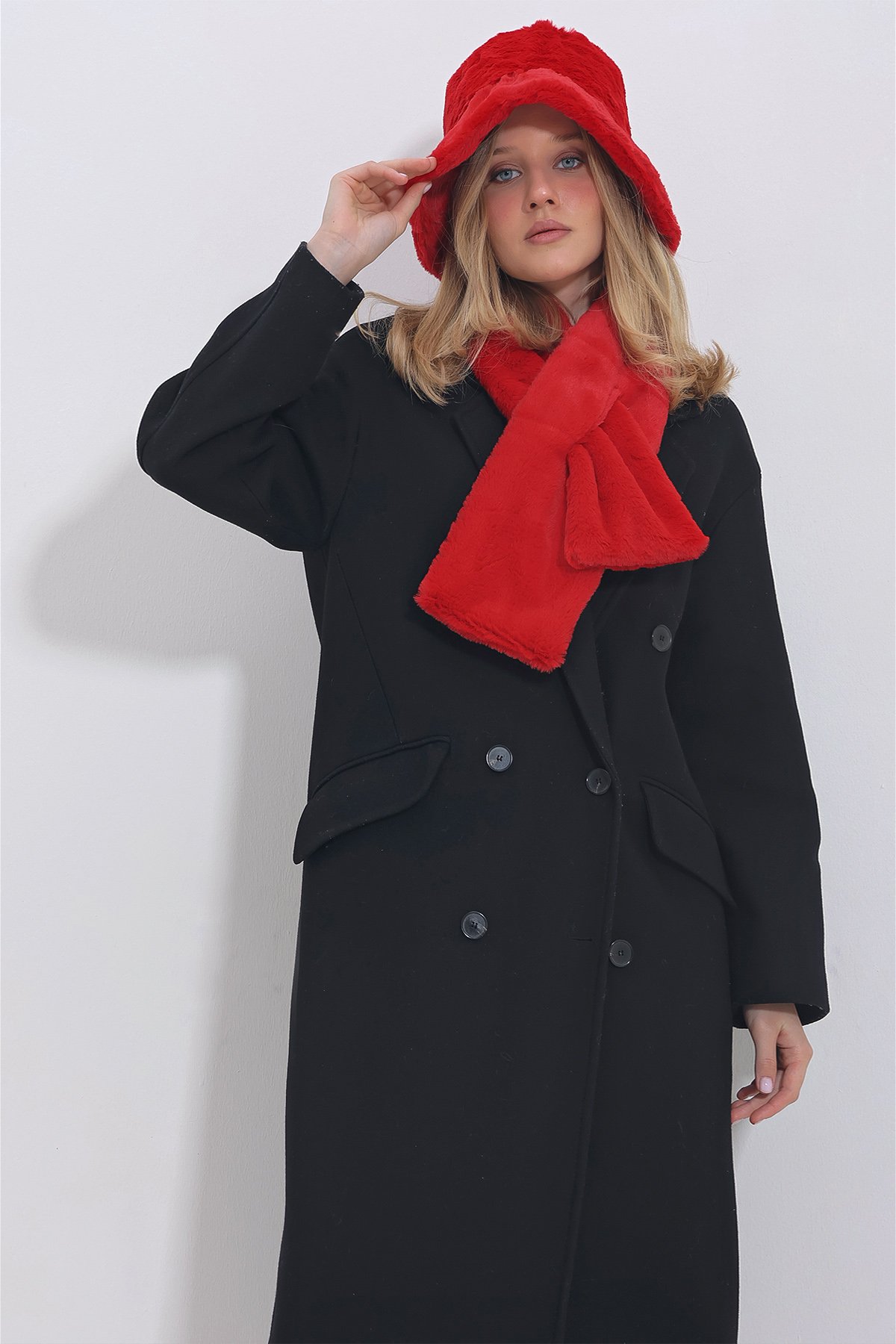 Peluş Şapka - Kırmızı