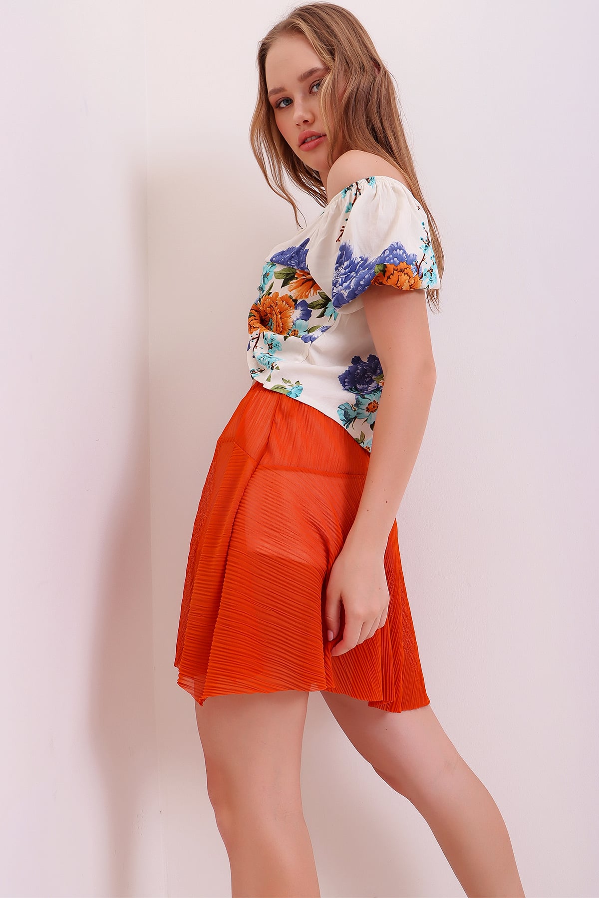 Piliseli Belden Bağlamalı Şort Etek - Turuncu