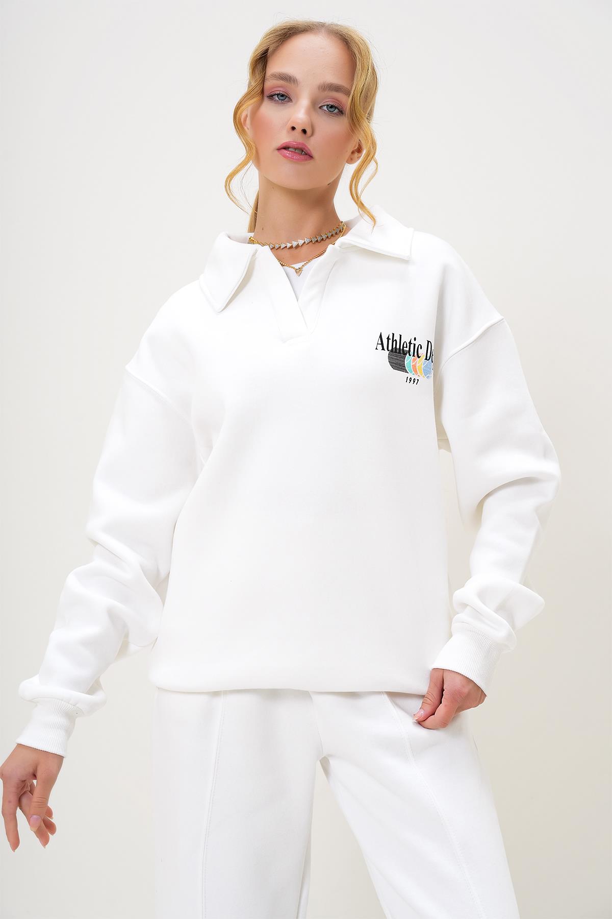 POLO YAKA BASKILI ÜÇ İPLİK ŞARDONLU KIŞLIK SWEATSHIRT - Ekru