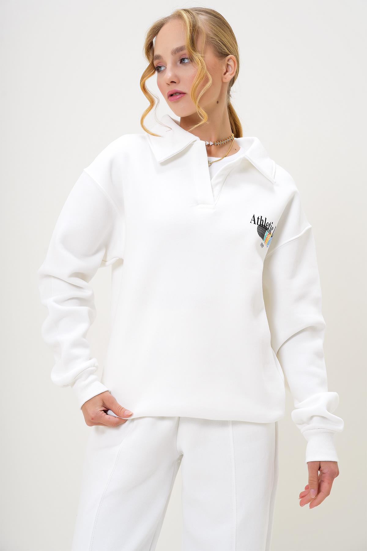 POLO YAKA BASKILI ÜÇ İPLİK ŞARDONLU KIŞLIK SWEATSHIRT - Ekru