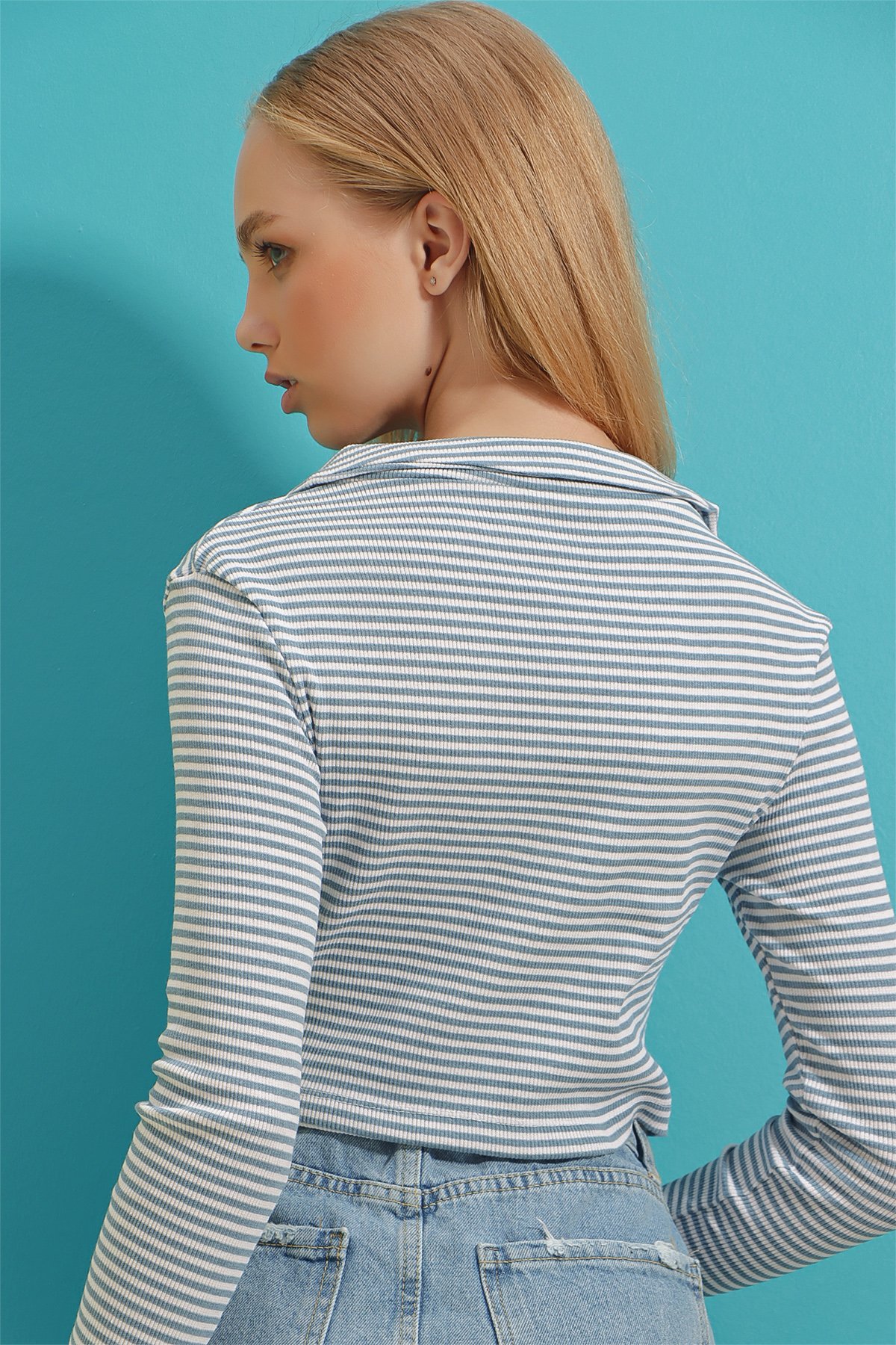 Polo Yaka Fitilli Yumuşak Dokulu Çizgili Crop Bluz - MAVİ