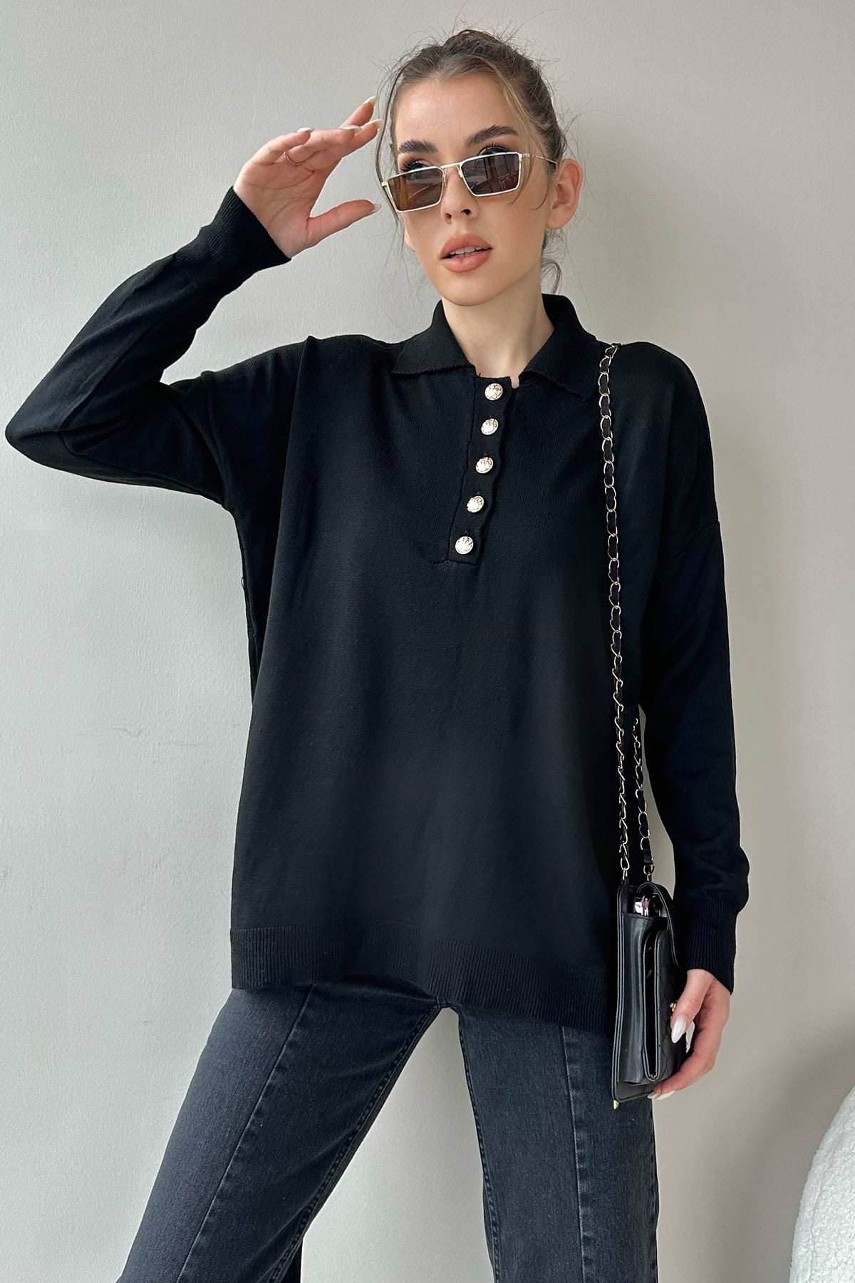 Polo Yaka Gold Düğmeli Triko Bluz - Siyah