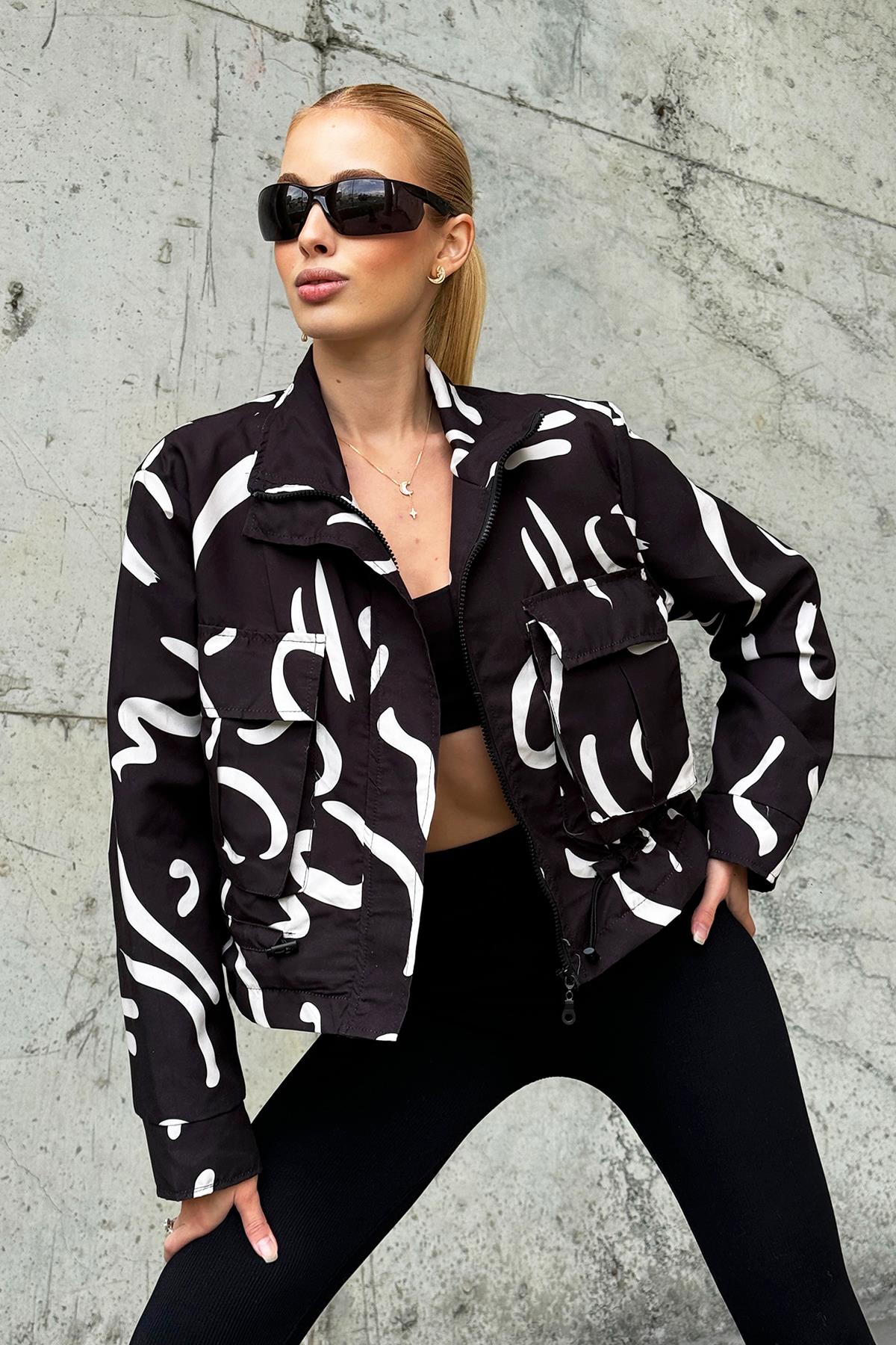Polo Yaka Torba Cep Detaylı Desenli Ceket - SİYAH