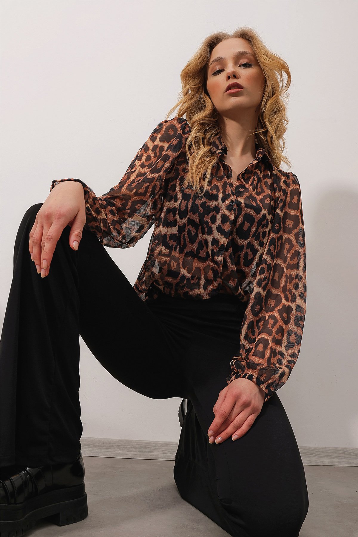 Prenses Kol Desenli Şifon Gömlek - Leopar