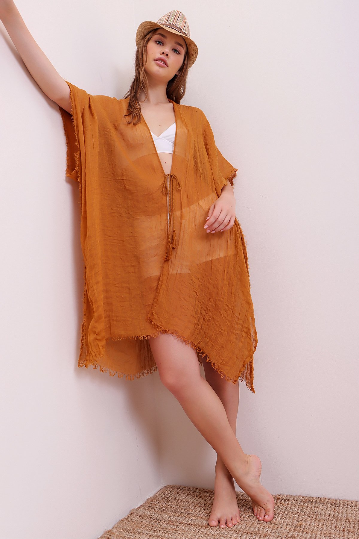 Püskül Detaylı Kimono - Taba