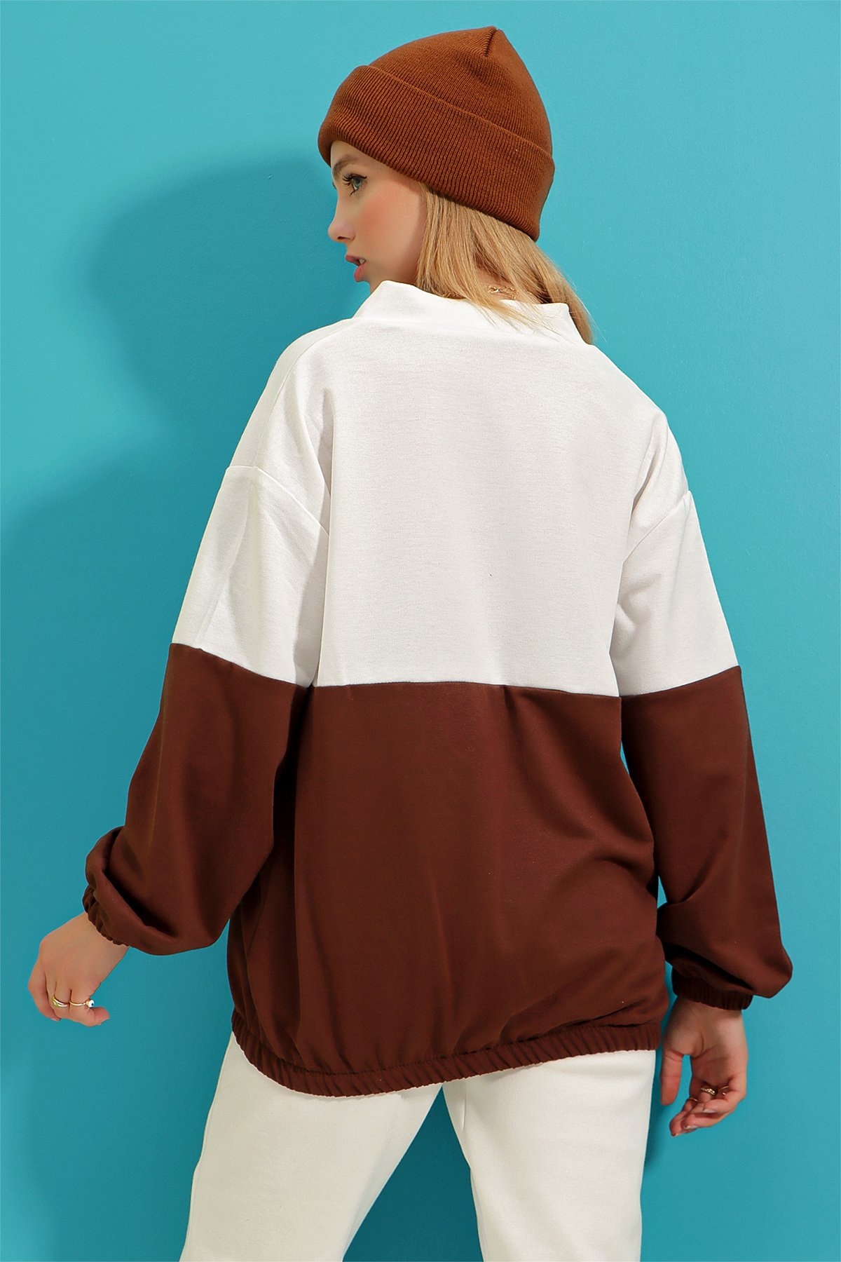 Renk Bloklu Çift Cepli Elastik Bel Fermuarlı Sweatshirt - Kahverengi