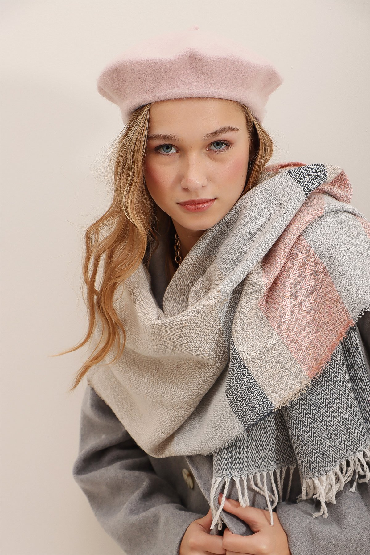 Ressam Beresi - Pembe