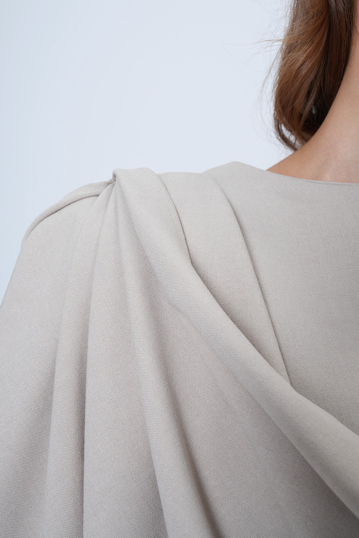 Şal Detaylı Geniş Manşet Bluz Çift Cepli Pantolon Takım - BEJ