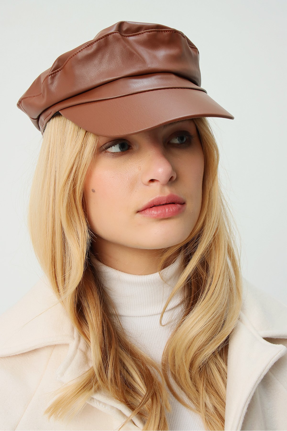 Suni Deri Kasket Şapka - Taba