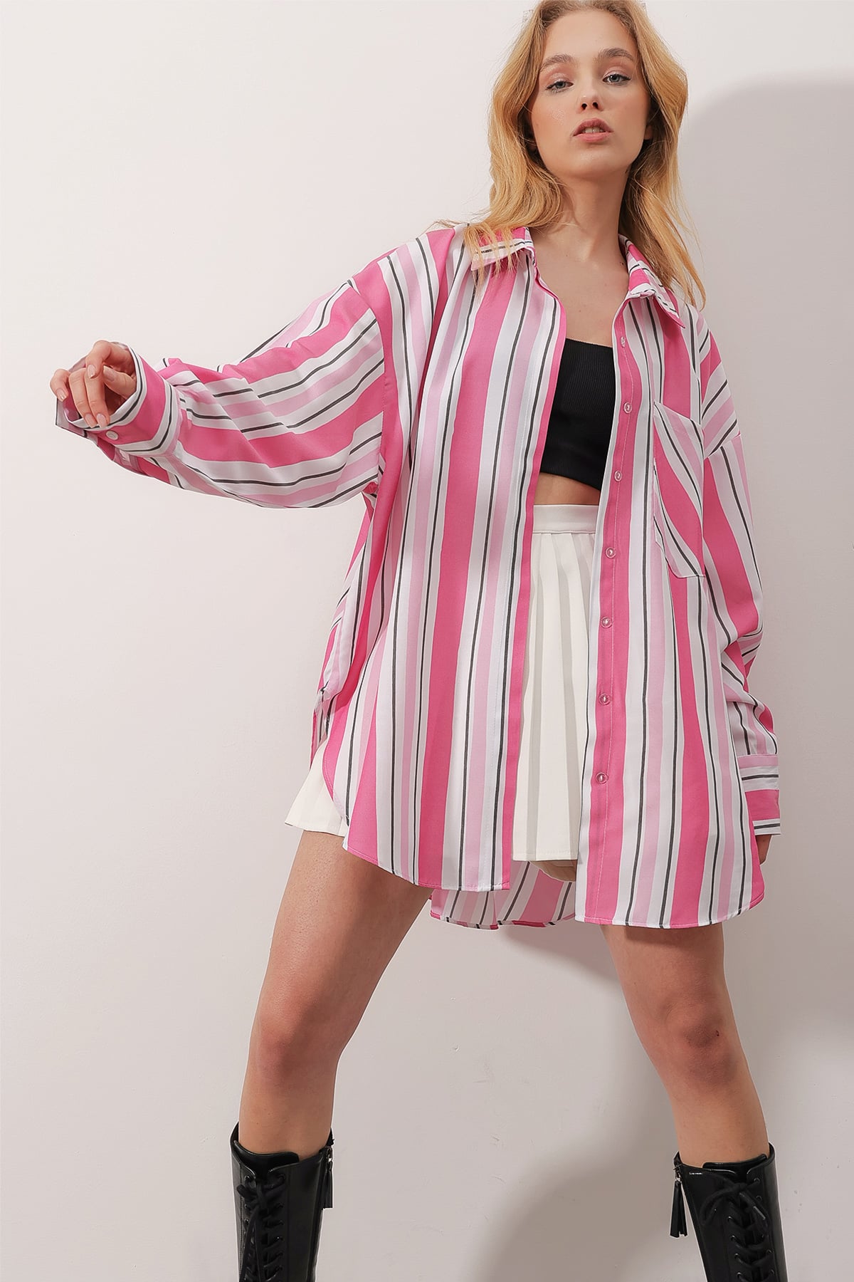 Tek Cepli Çizgili Geniş Manşet Kollu Oversize Poplin Gömlek - Pembe