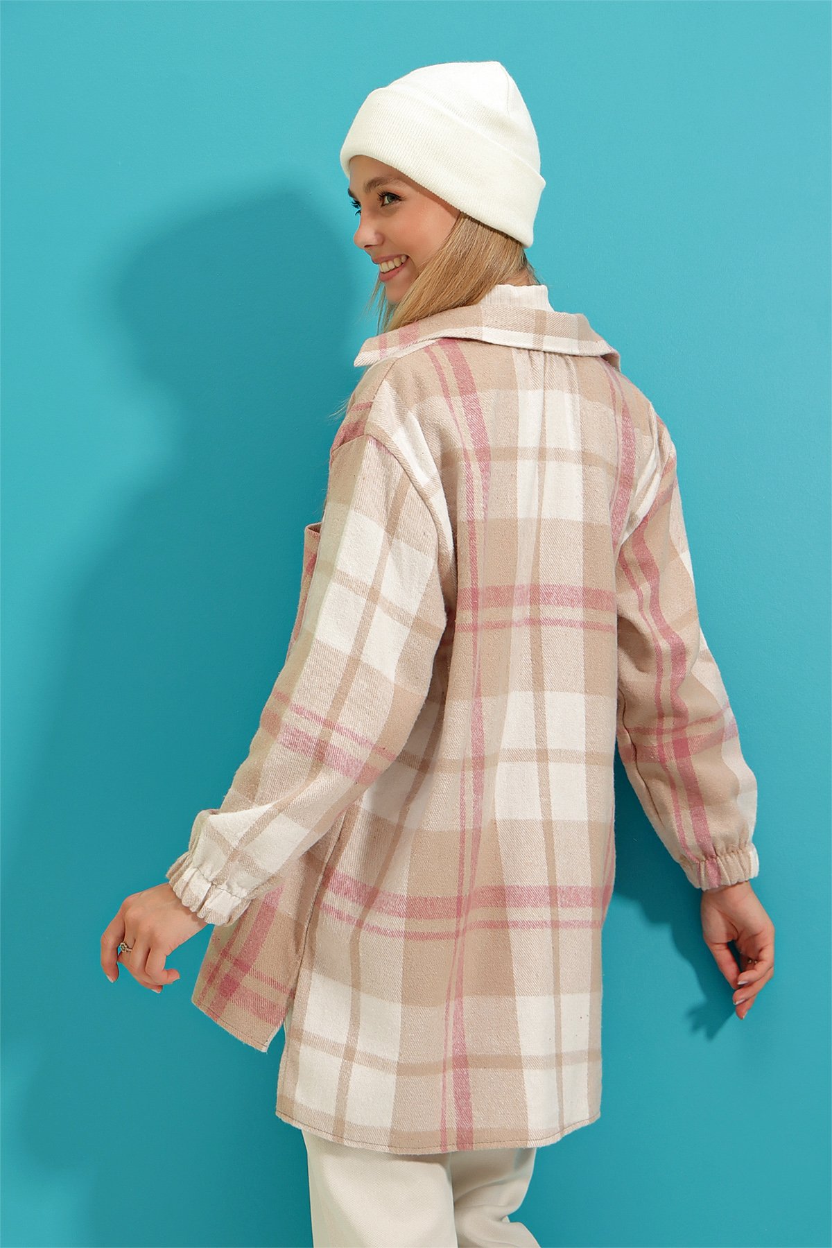 Tek Cepli Ekoseli Oversize Oduncu Gömlek - Bej