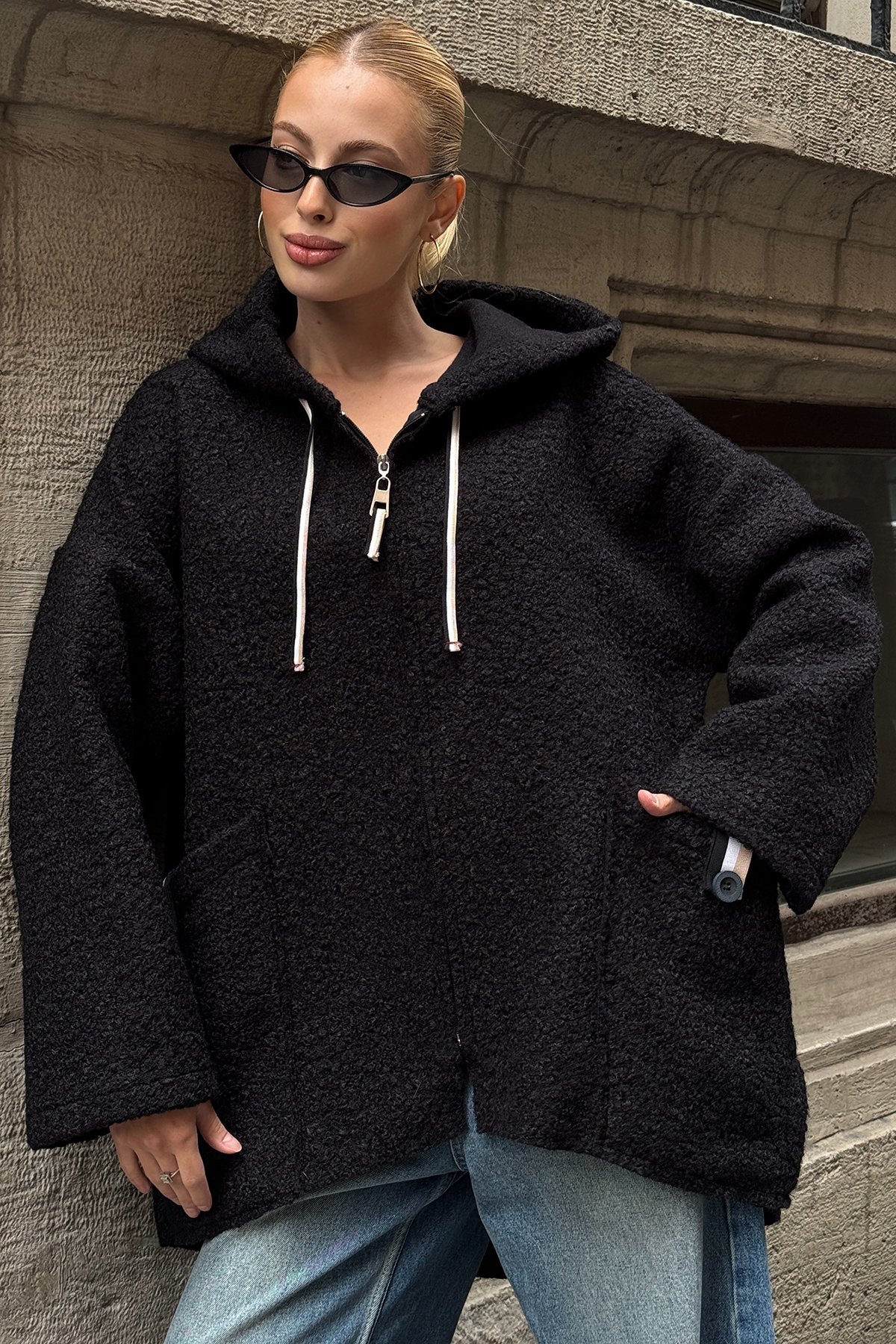 Torba Cepli Kapüşonlu Fermuar Kapamalı Kaşe Kaban - SİYAH