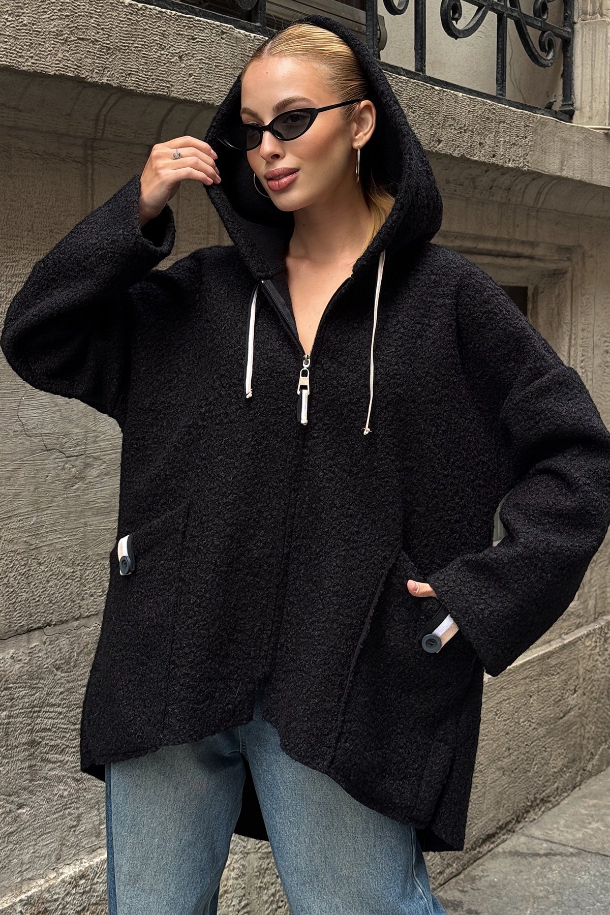 Torba Cepli Kapüşonlu Fermuar Kapamalı Kaşe Kaban - SİYAH