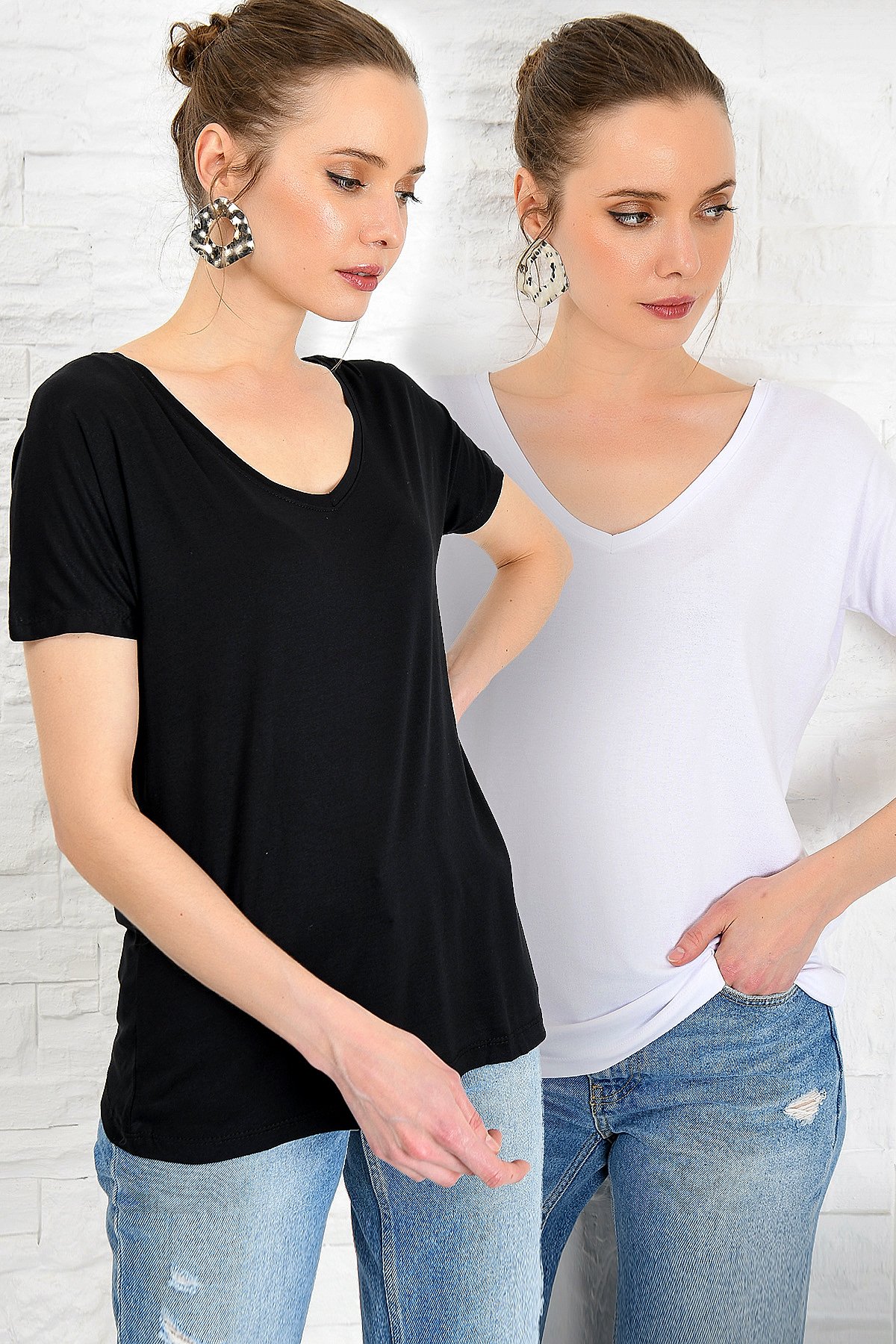 V Yaka 2'Li Paket Basic T-Shirt - Siyah-Beyaz