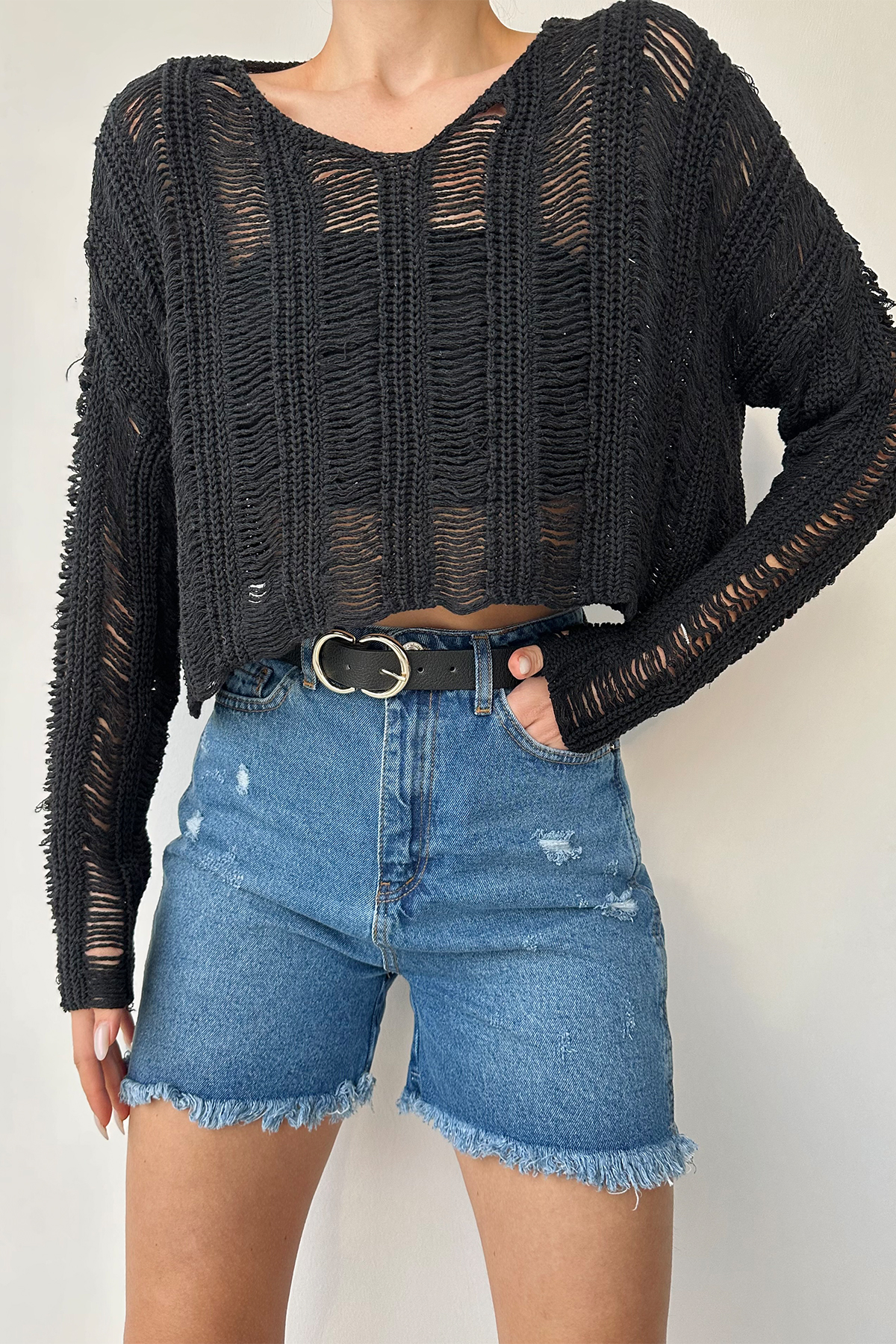 V Yaka Ajurlu Crop Triko Bluz - SİYAH