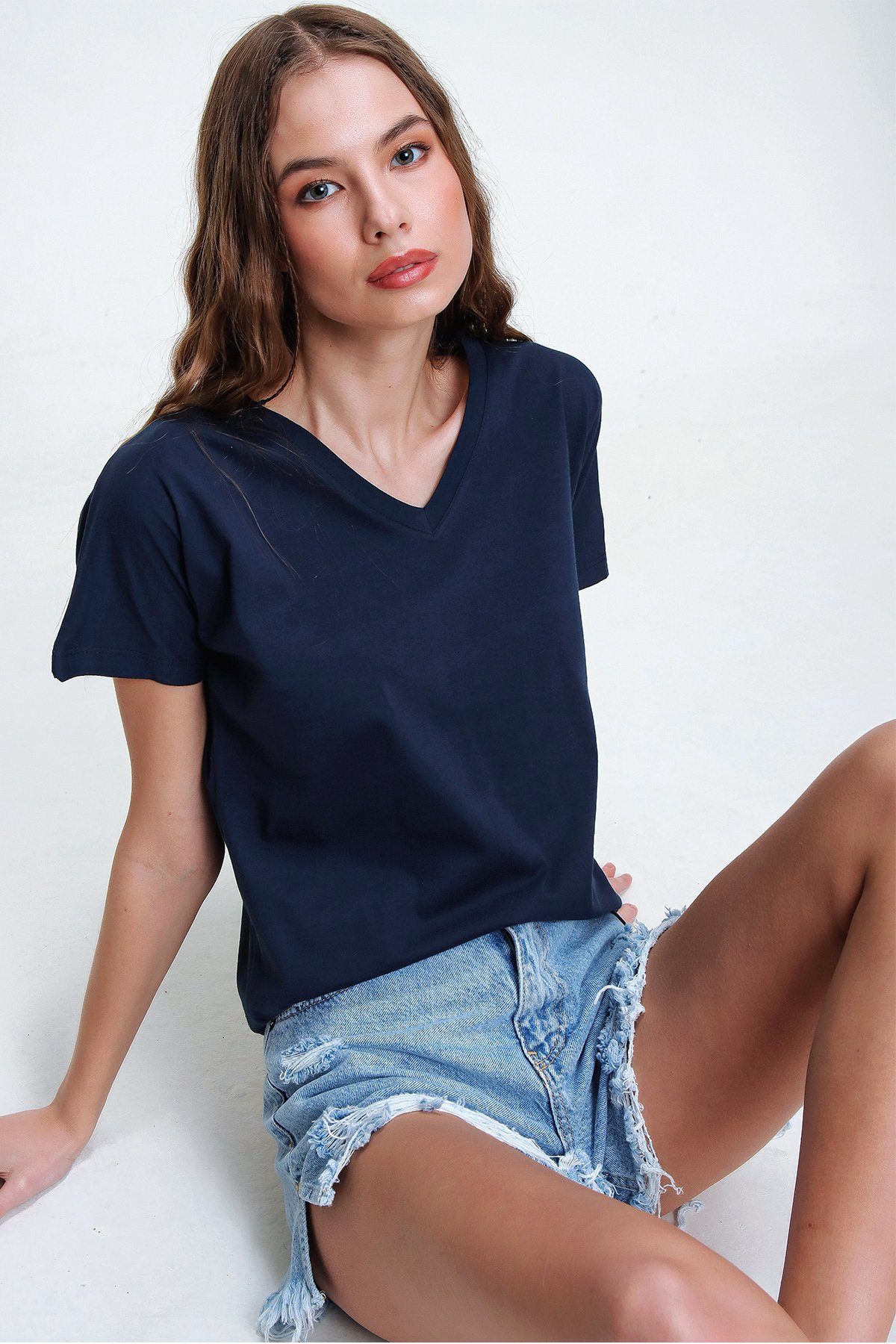 V Yaka Basic T-Shirt - Lacivert