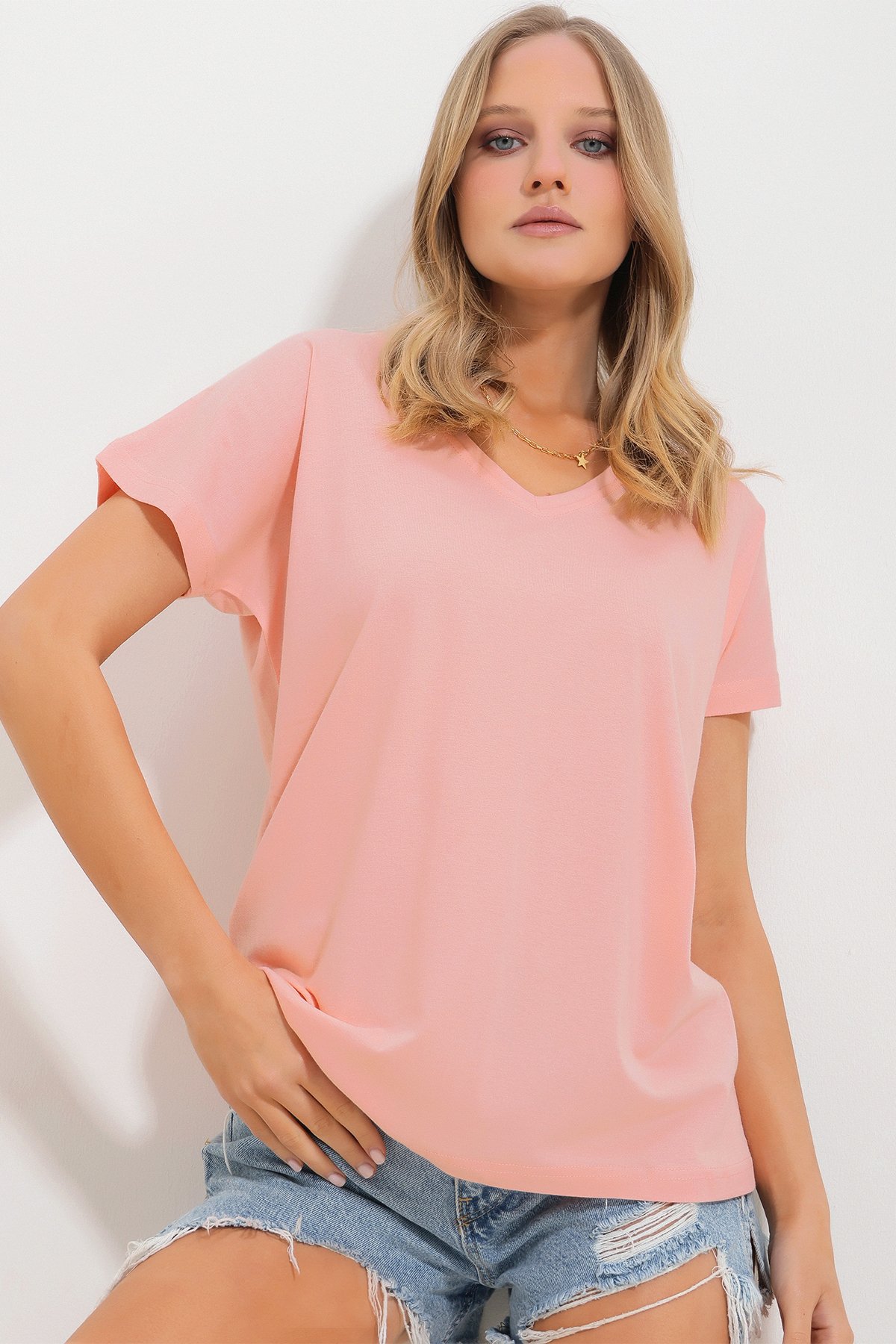 V Yaka Basic T-Shirt - Somon