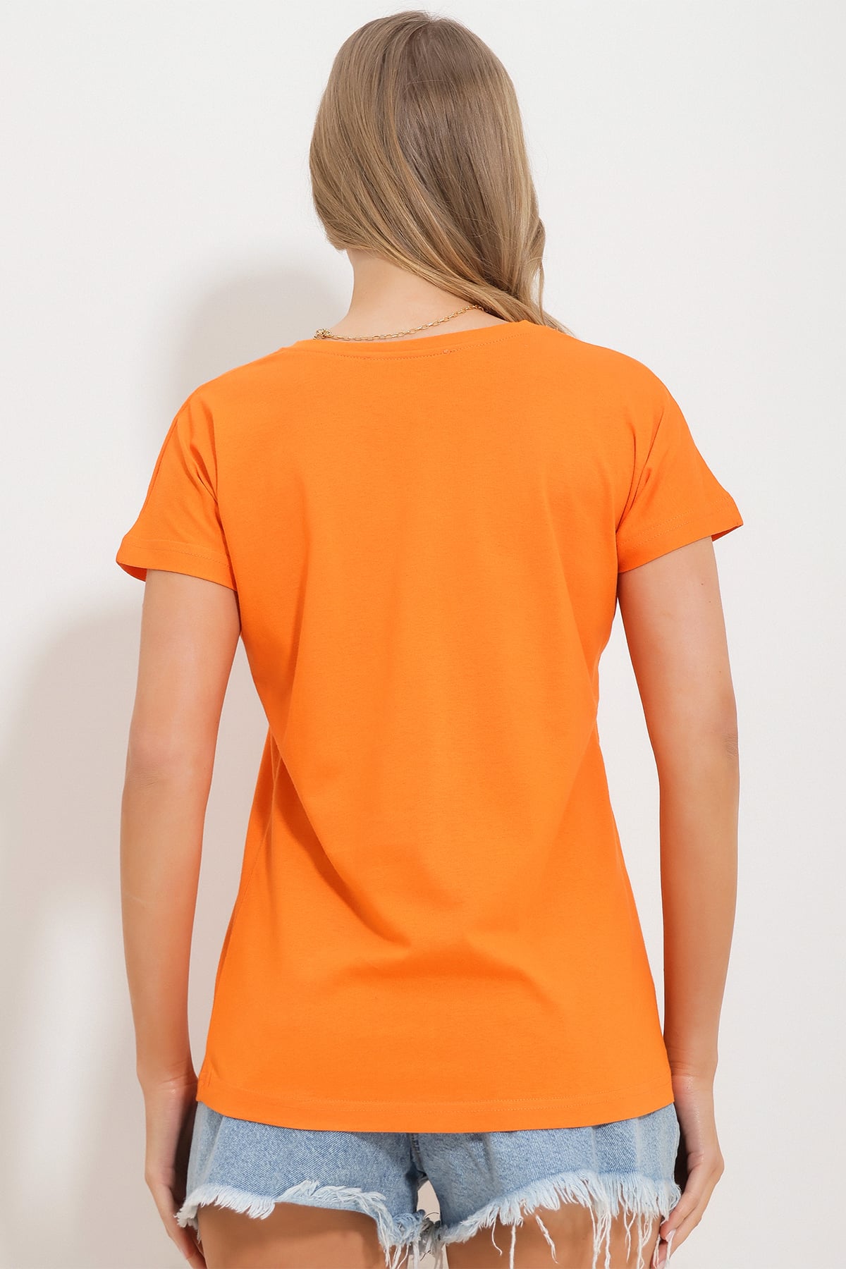V Yaka Basic T-Shirt - Turuncu