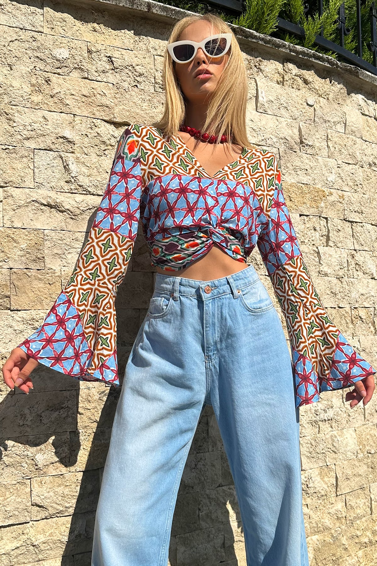 V Yaka İspanyol Kol Desenli Crop Dokuma Bluz - Mavi-Bej