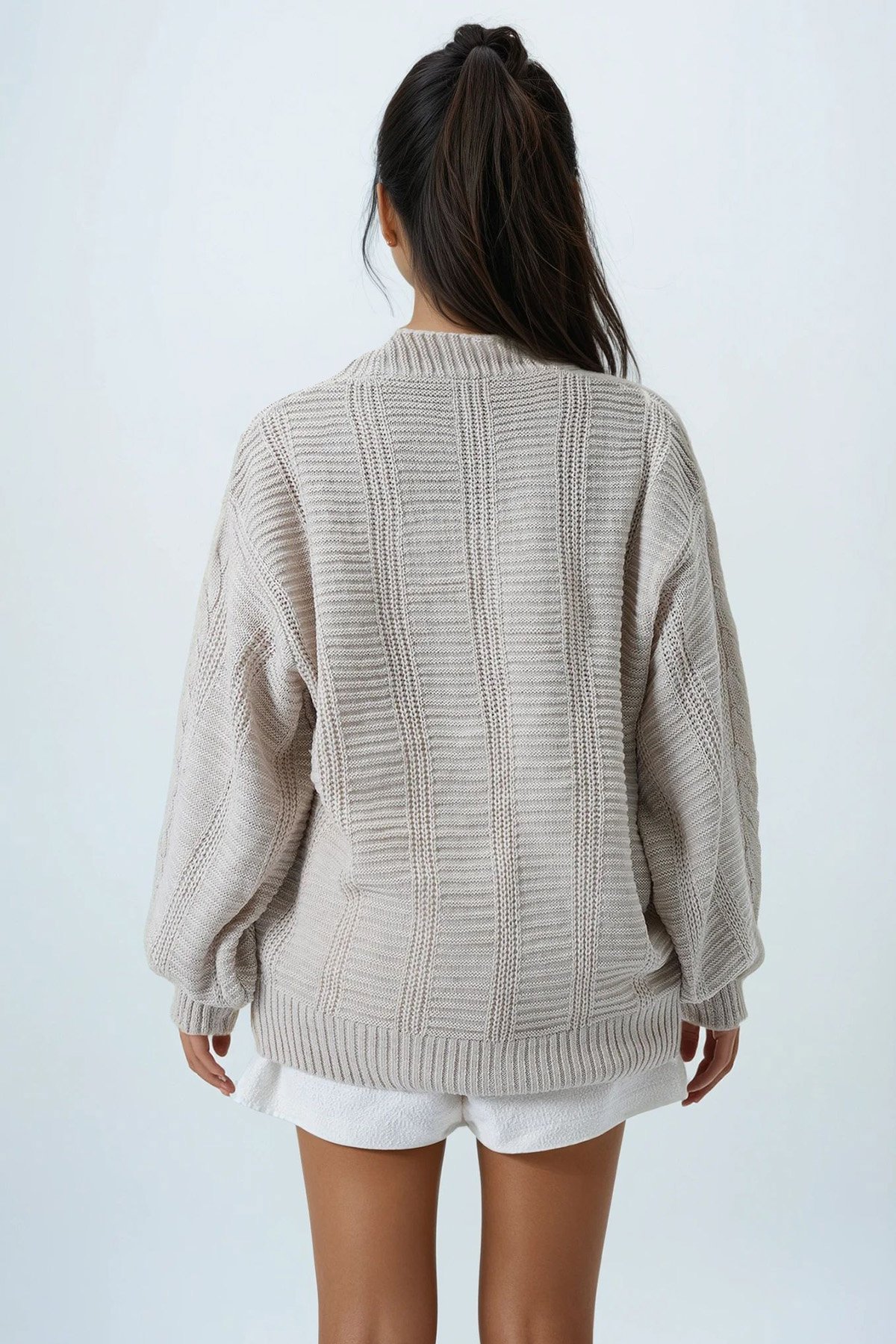 V YAKA SAÇ ÖRGÜ DESENLİ BALON KOL TRİKO HIRKA - BEJ