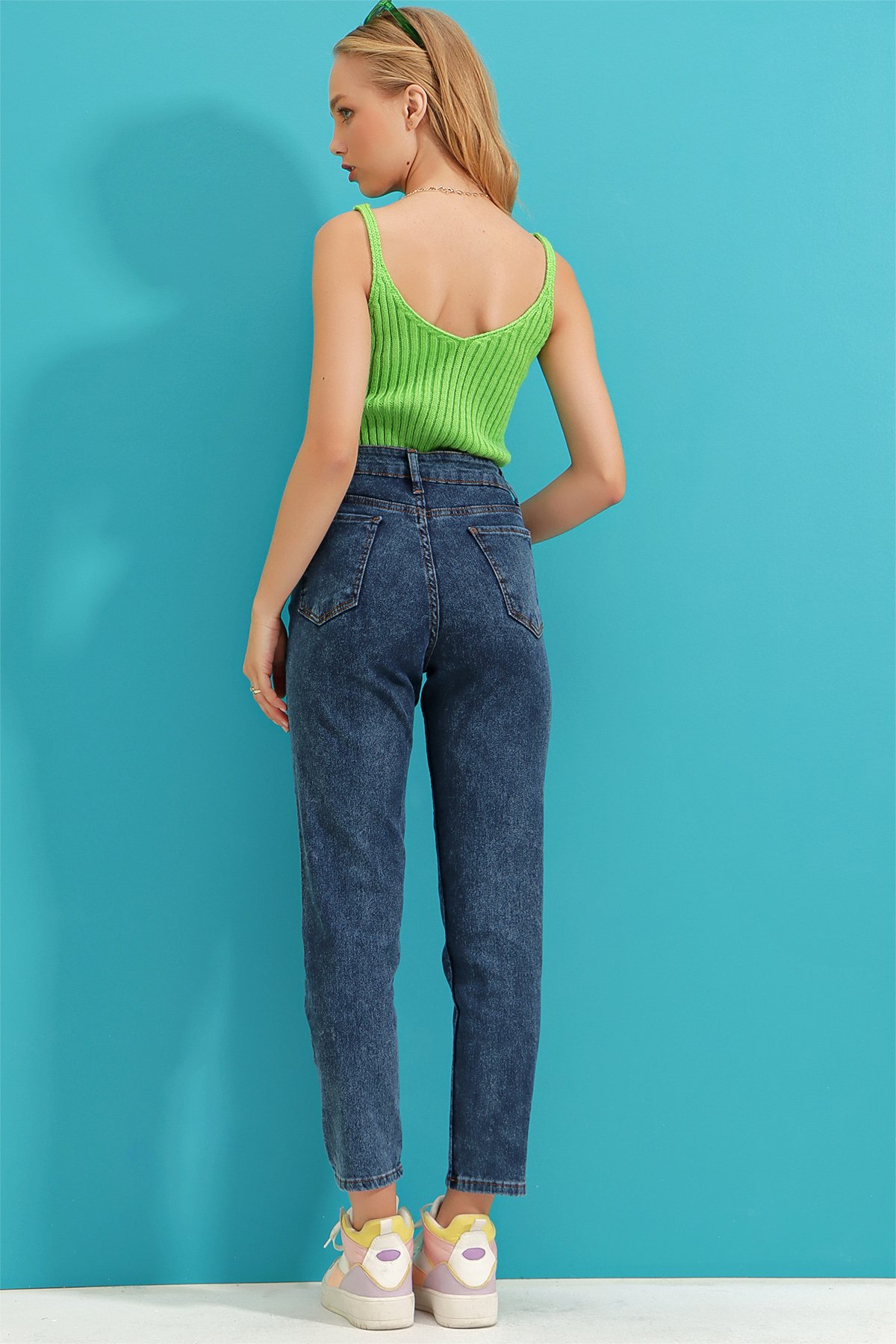 Yüksek Bel Beş Cepli Likralı Mom Jeans - Koyu Mavi
