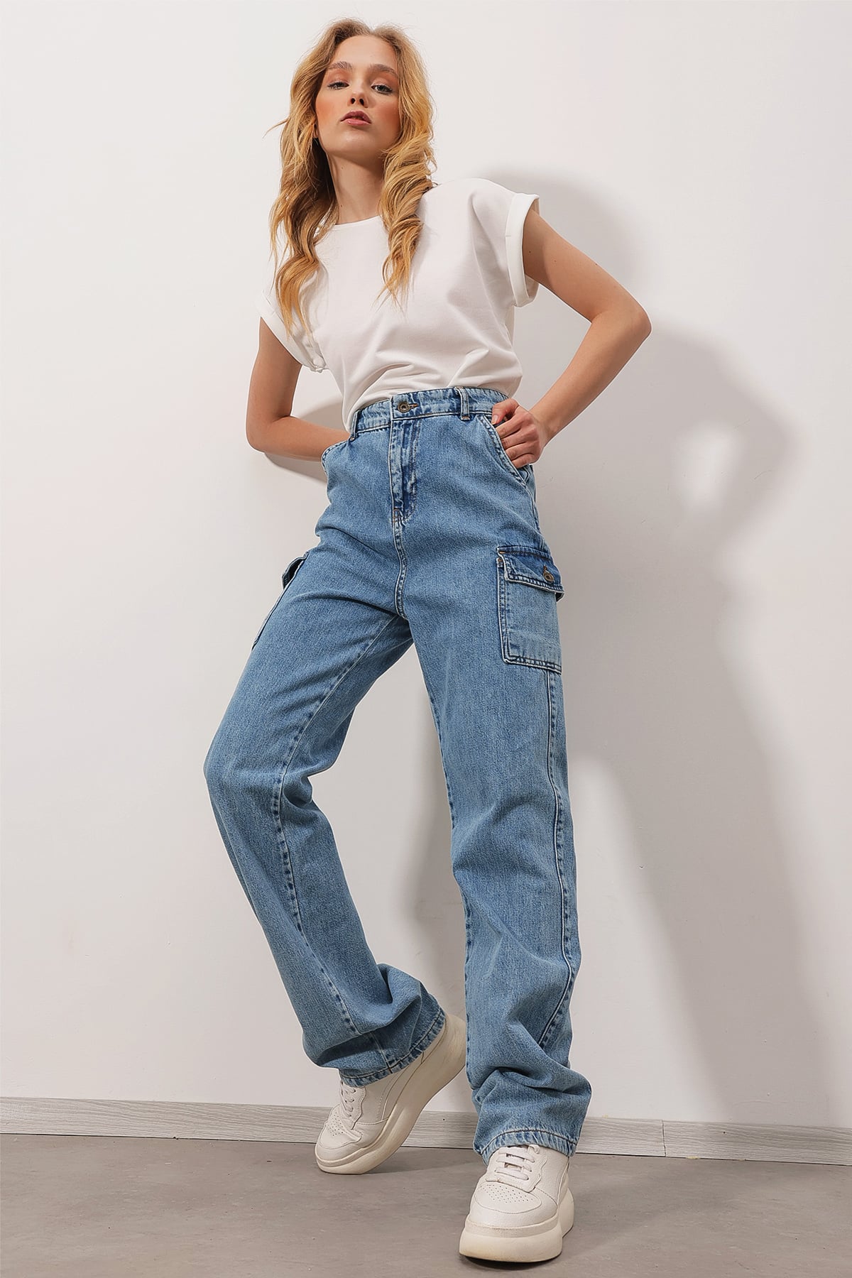 Yüksek Bel Kargo Cepli Wide Leg Jean Pantolon - Açık Mavi