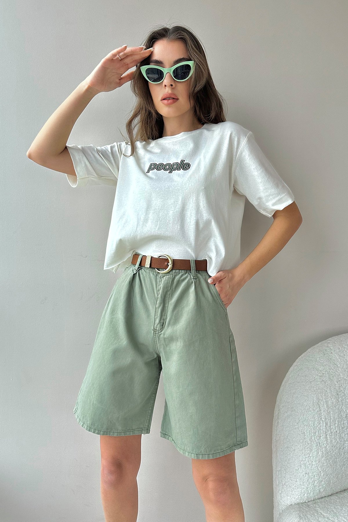 Yüksek Bel Kemerli Wide Leg Bermuda Denim Şort - Yeşil
